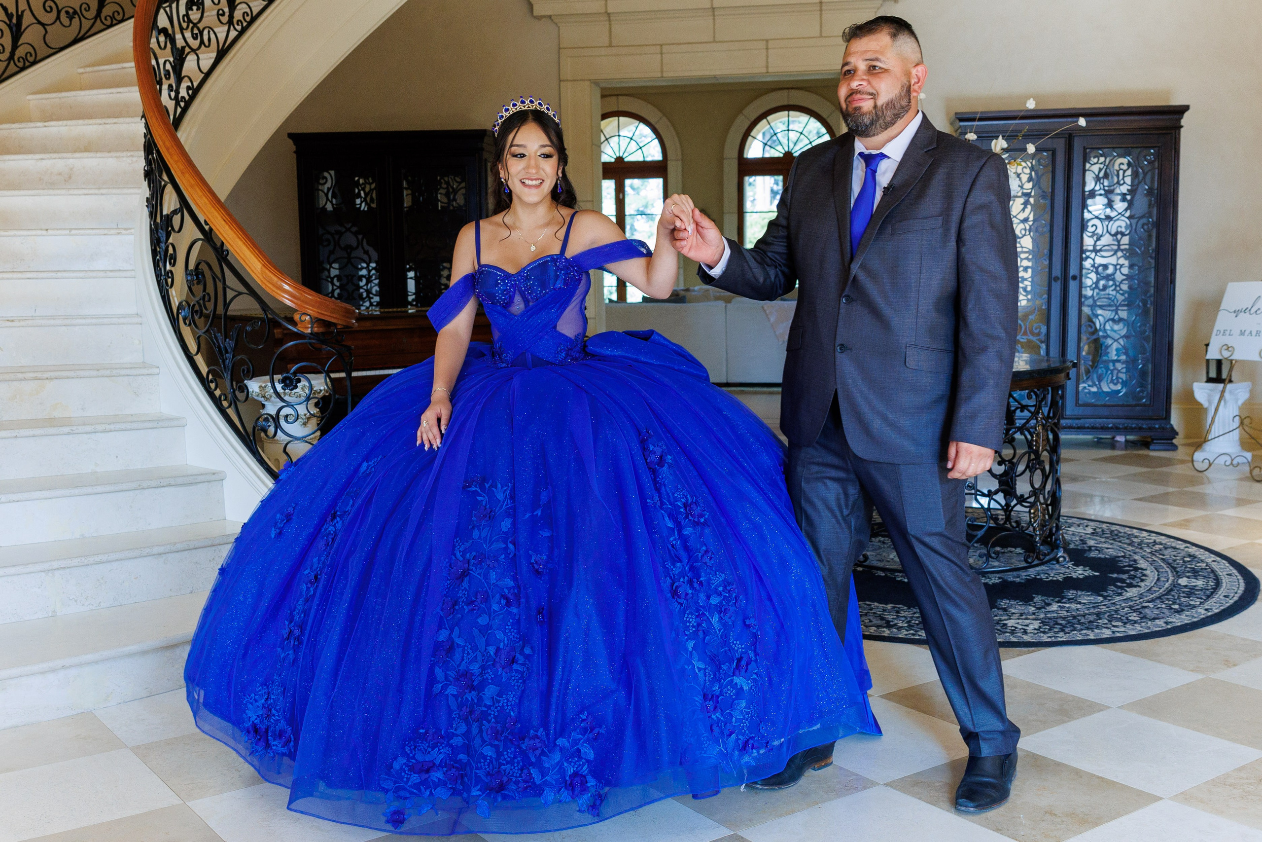 Marjorie XV. Hector Salazar Photography | Quinceanera, Wedding & Family Photographer in Oregon, and Washington