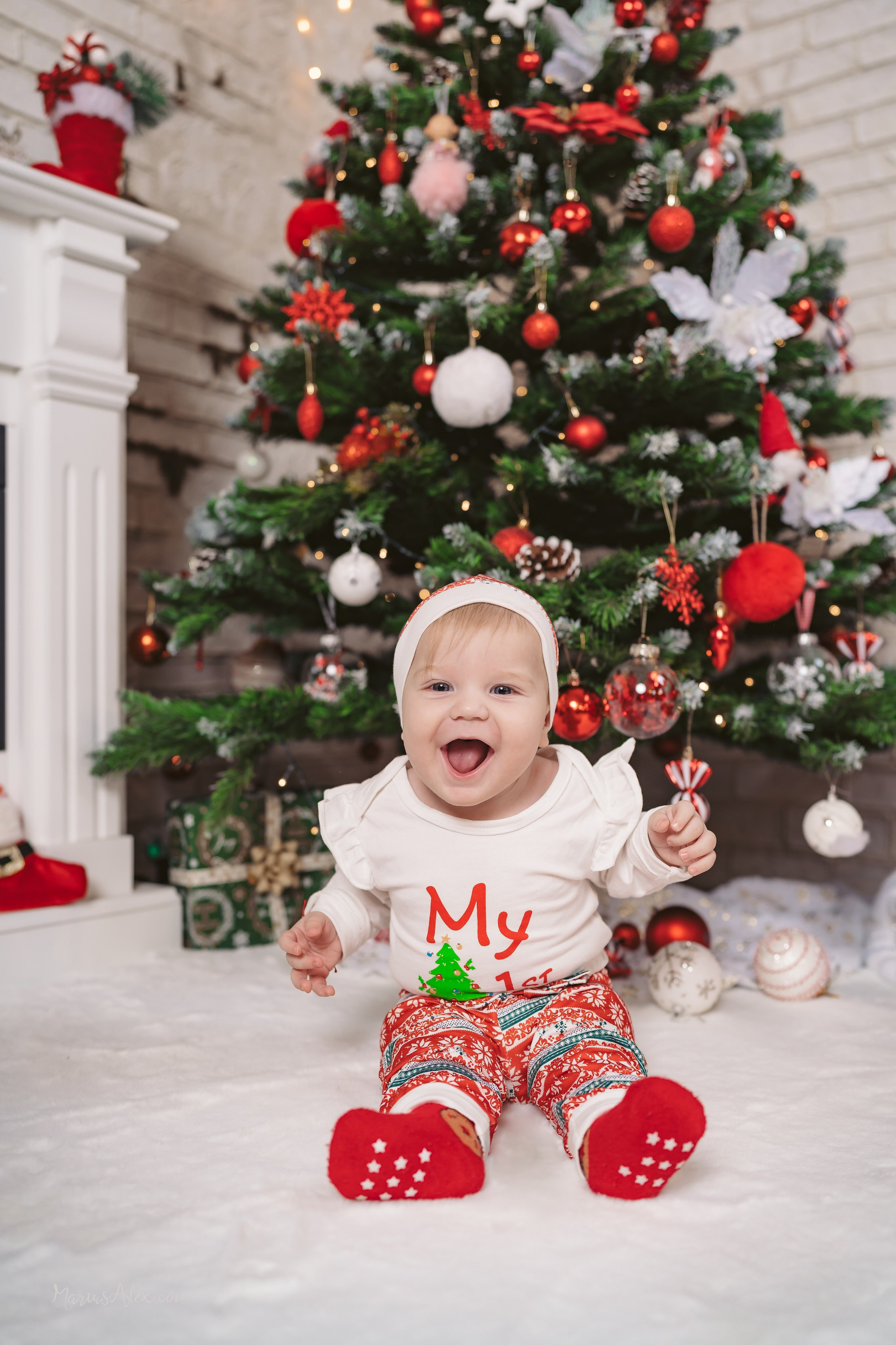 Crăciun în trei - Daniela Gabriel & Victor. Marius Alex fotograf de eveniment si portret din Suceava