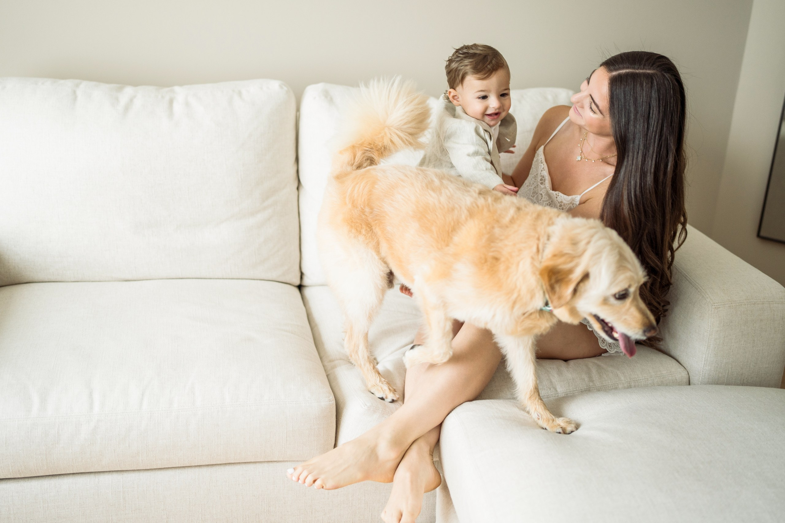Felicia, Andy, Ethan. 1st year at home. Alisa Tant — Family and newborn photographer Bucks County, Montgomery county, Philadelphia, NJ