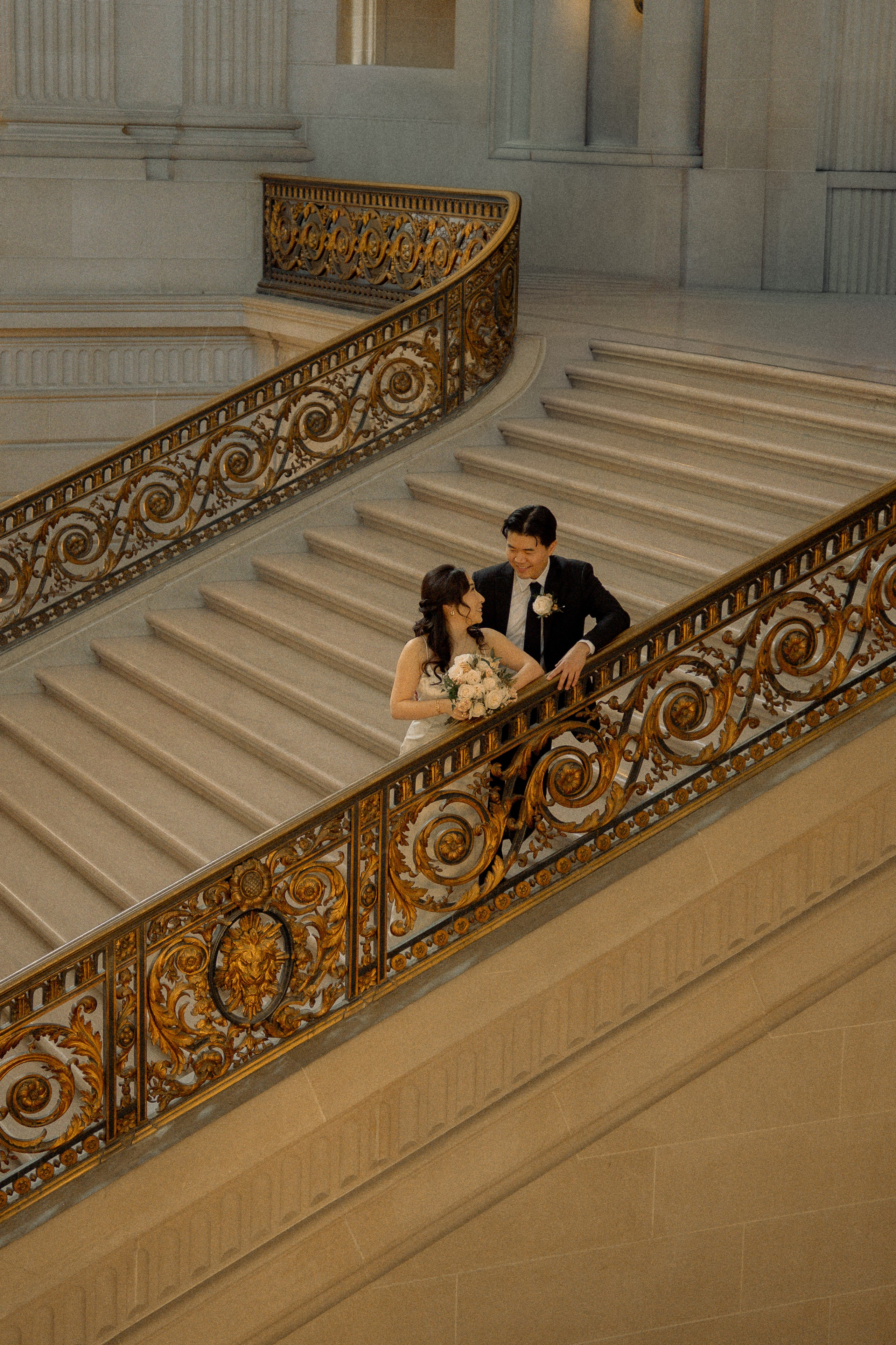 Elopement | City Hall. Sacramento & Bay Area Candid Photographer | photography_of.nadia