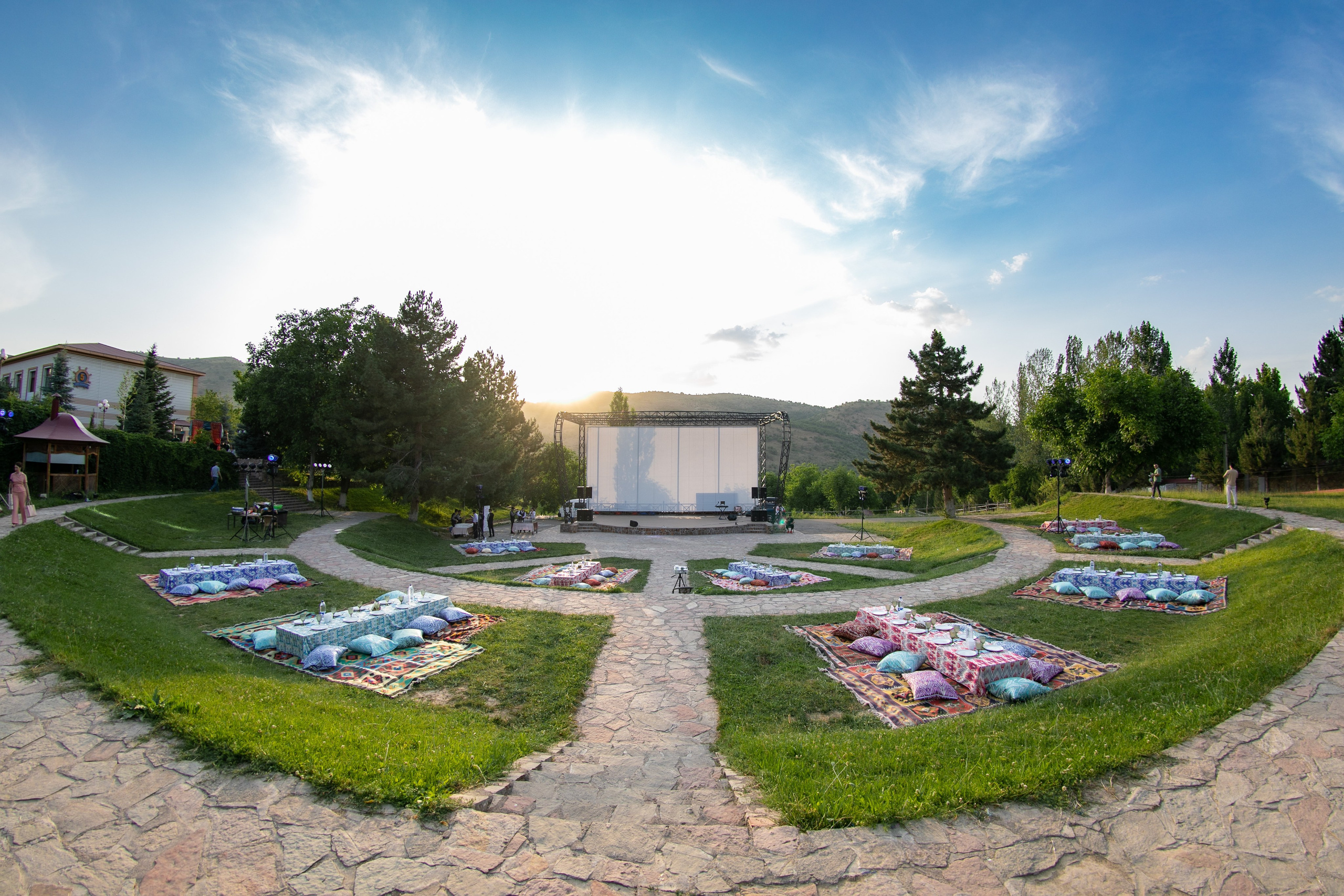 Olainfarm крупнейший производитель препаратов и фармацевтических субстанций в Прибалтике. Профессиональная Фото-Видео Студия Геннадия Нестеренко | Ташкент и Весь Узбекистан