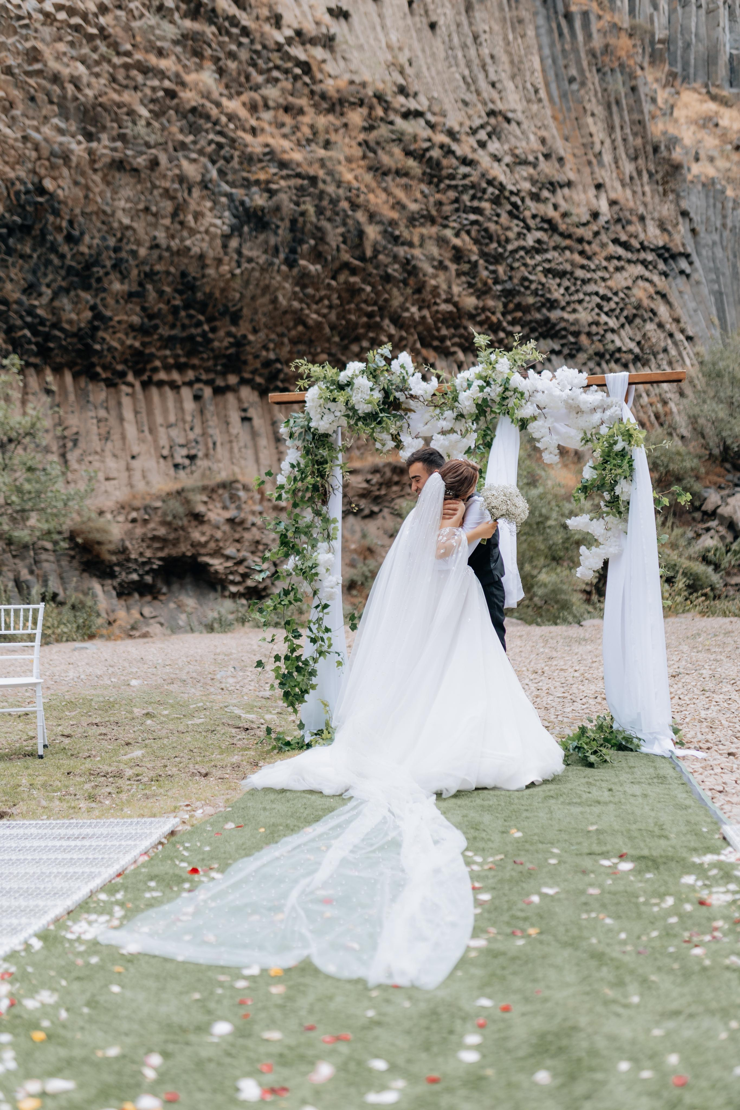 Վարդան և Լիլիթ. Taron Yesayan Wedding & Family photographer