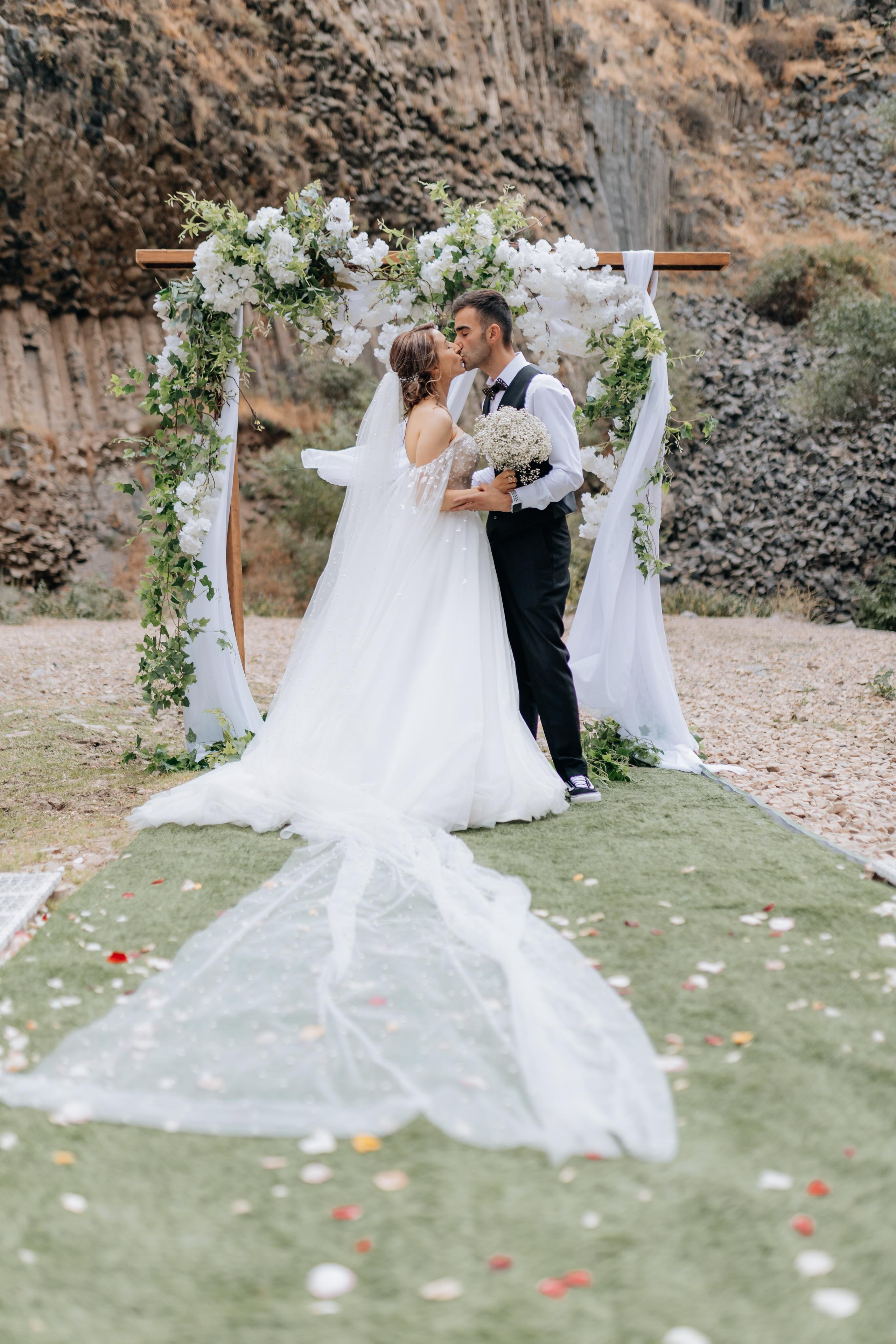 Վարդան և Լիլիթ. Taron Yesayan Wedding & Family photographer