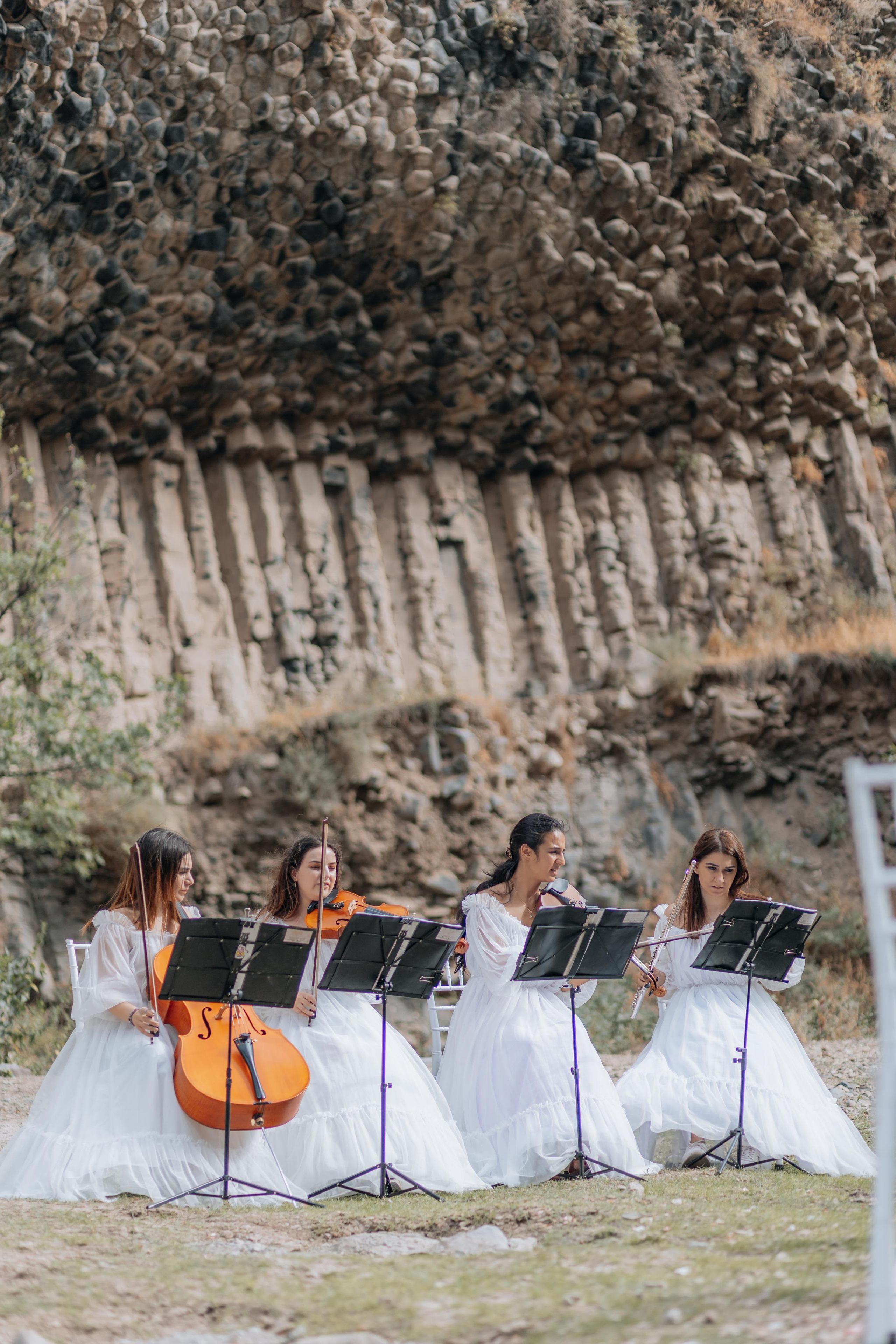 Վարդան և Լիլիթ. Taron Yesayan Wedding & Family photographer