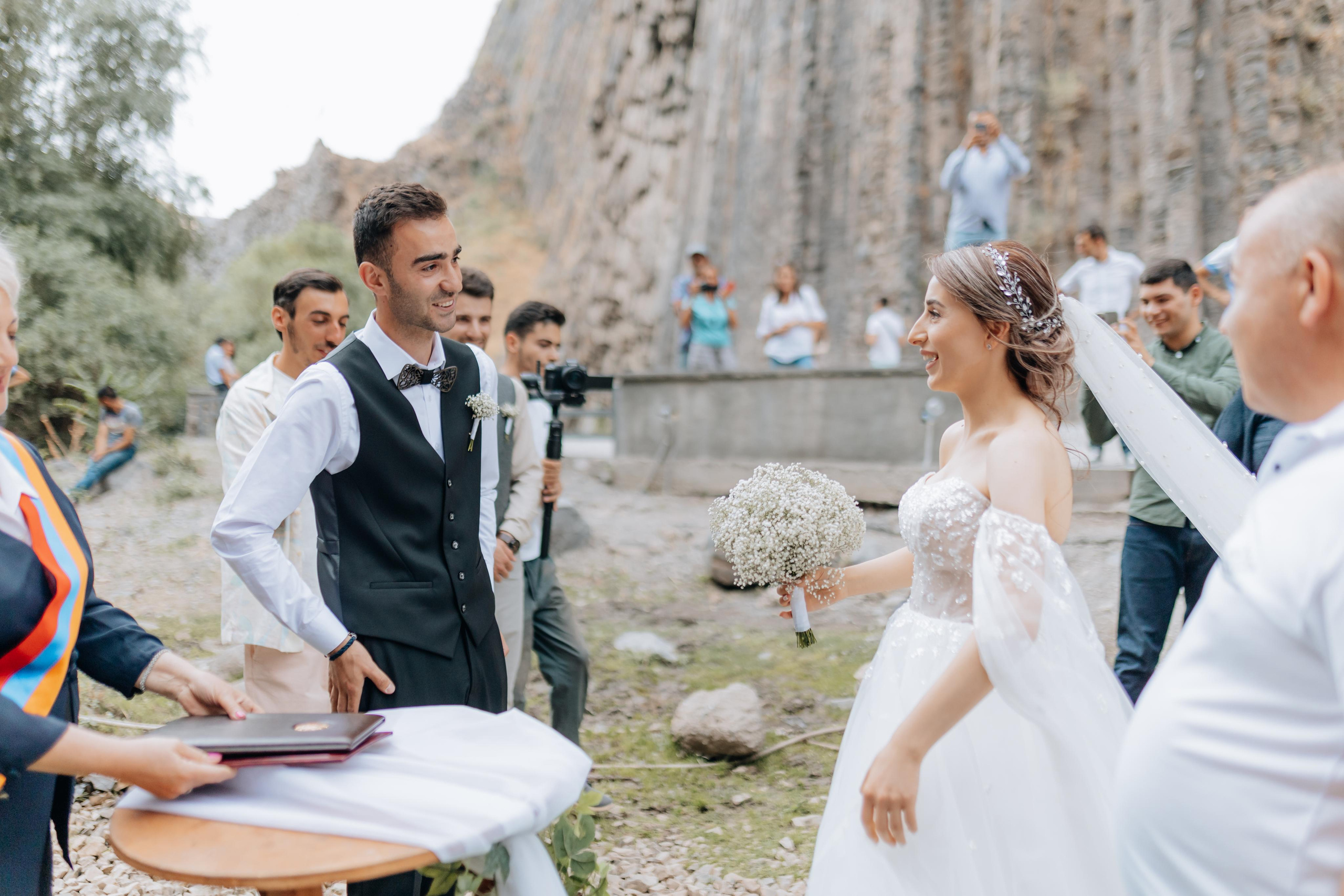 Վարդան և Լիլիթ. Taron Yesayan Wedding & Family photographer
