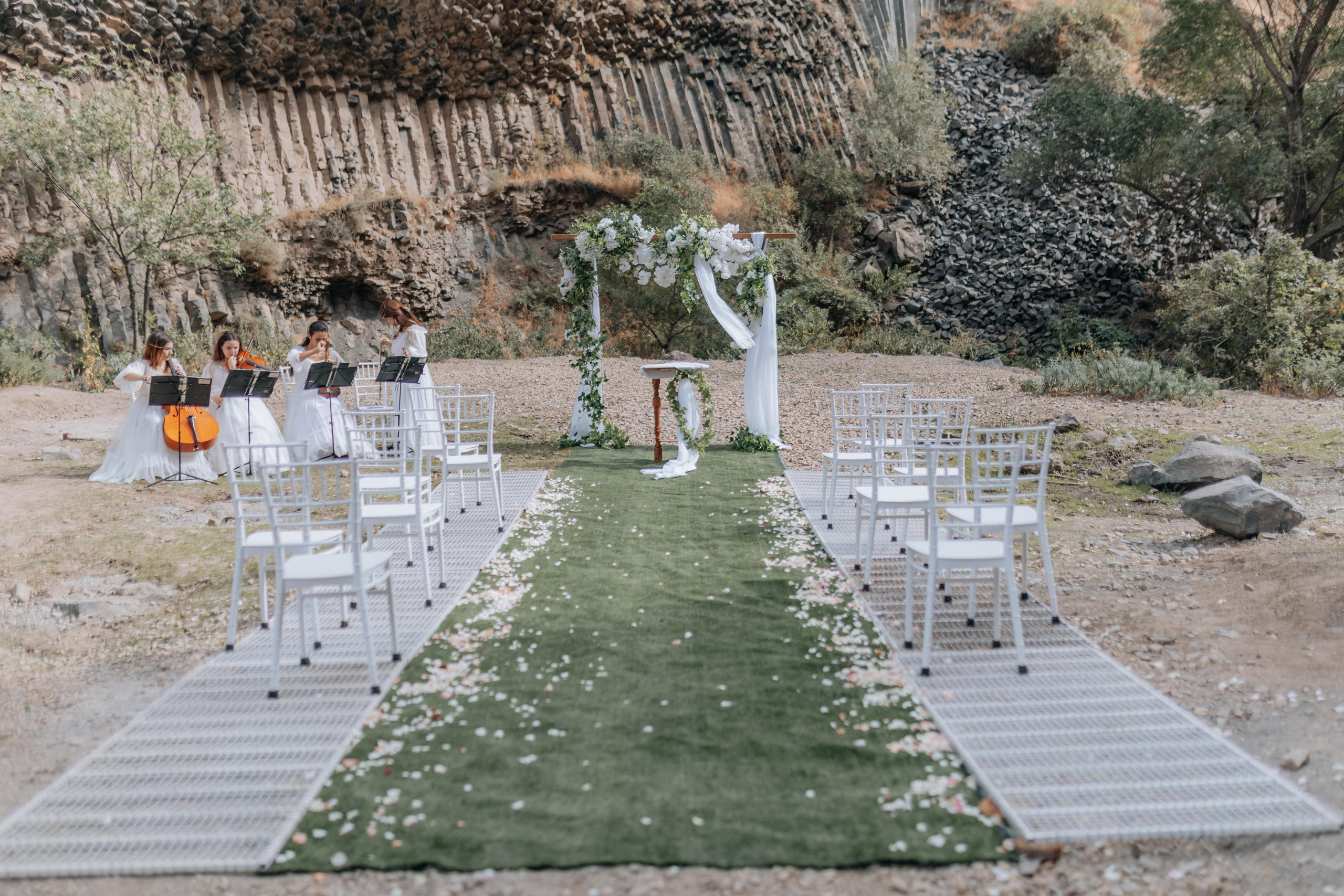 Վարդան և Լիլիթ. Taron Yesayan Wedding & Family photographer