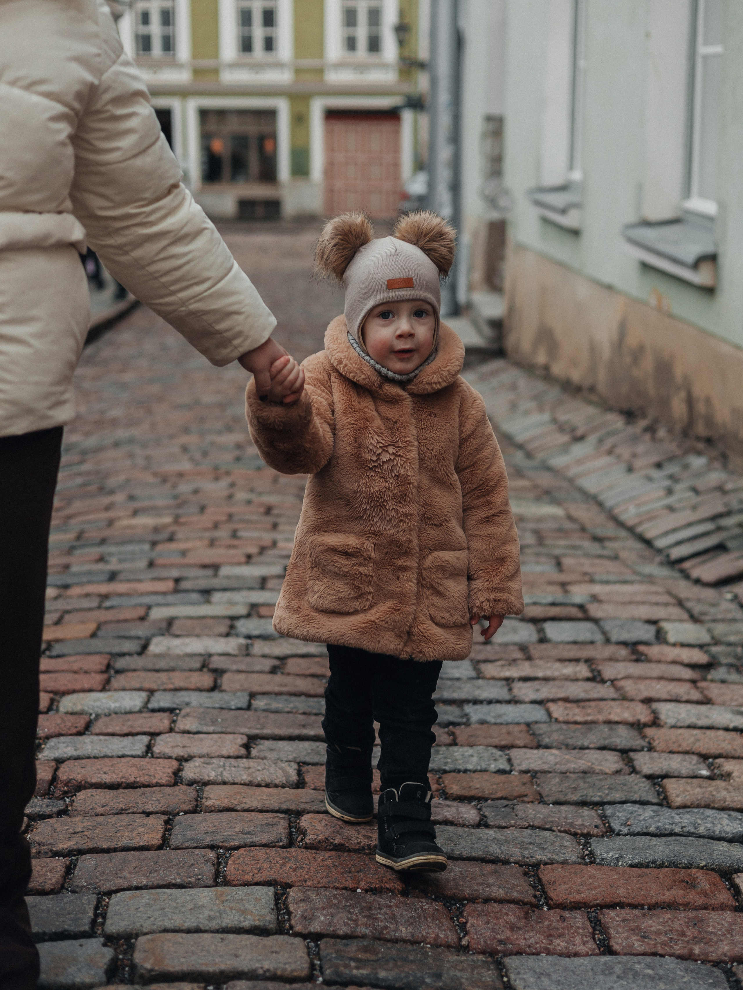 Юля с семьёй. Семейный фотограф в Таллинне Дарья Кивимейстер