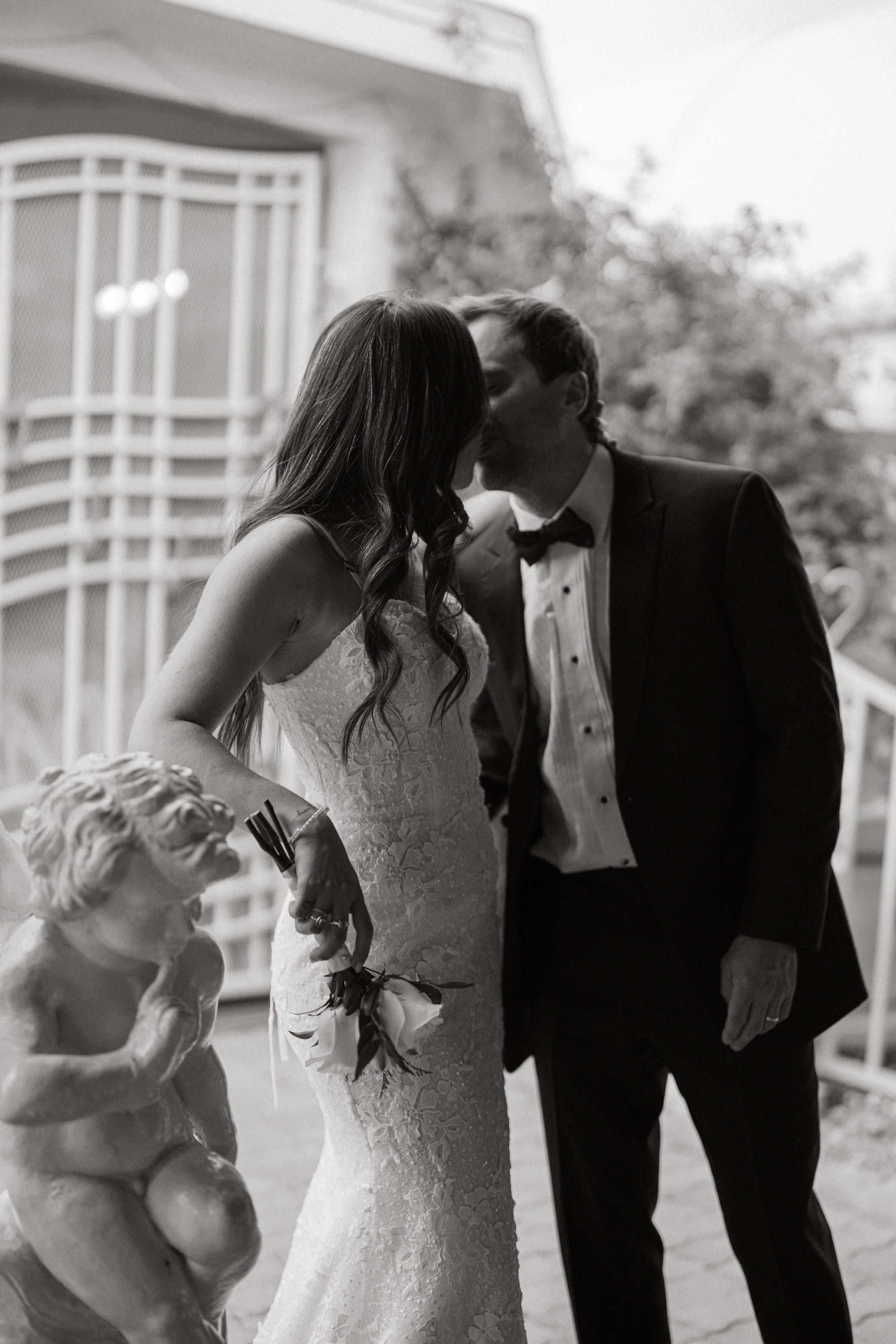 K&S. Wedding & elopement photographer Viktoriya Kravtsov. Las Vegas