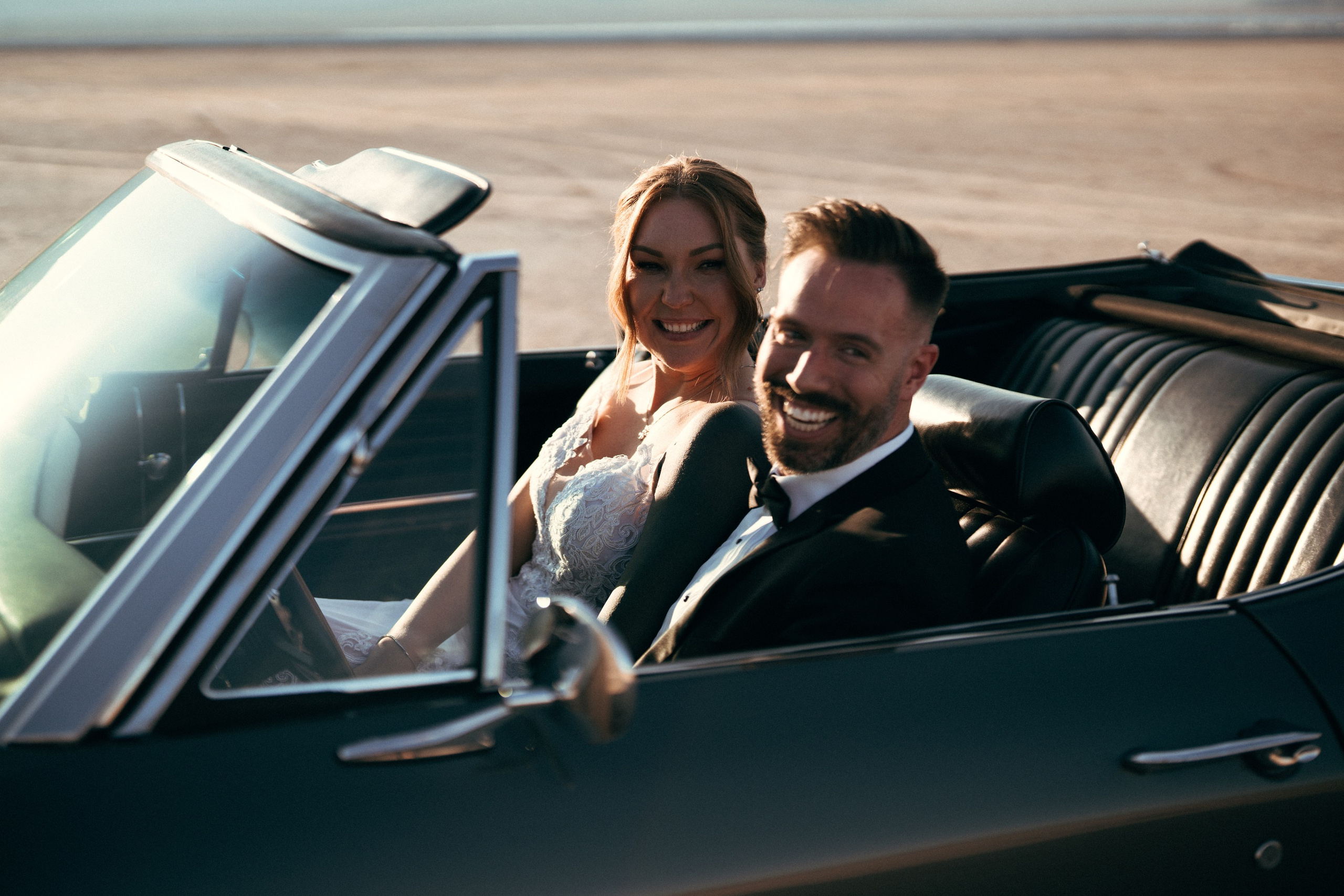 Dasha&Jeremy. Wedding & elopement photographer Viktoriya Kravtsov. Las Vegas