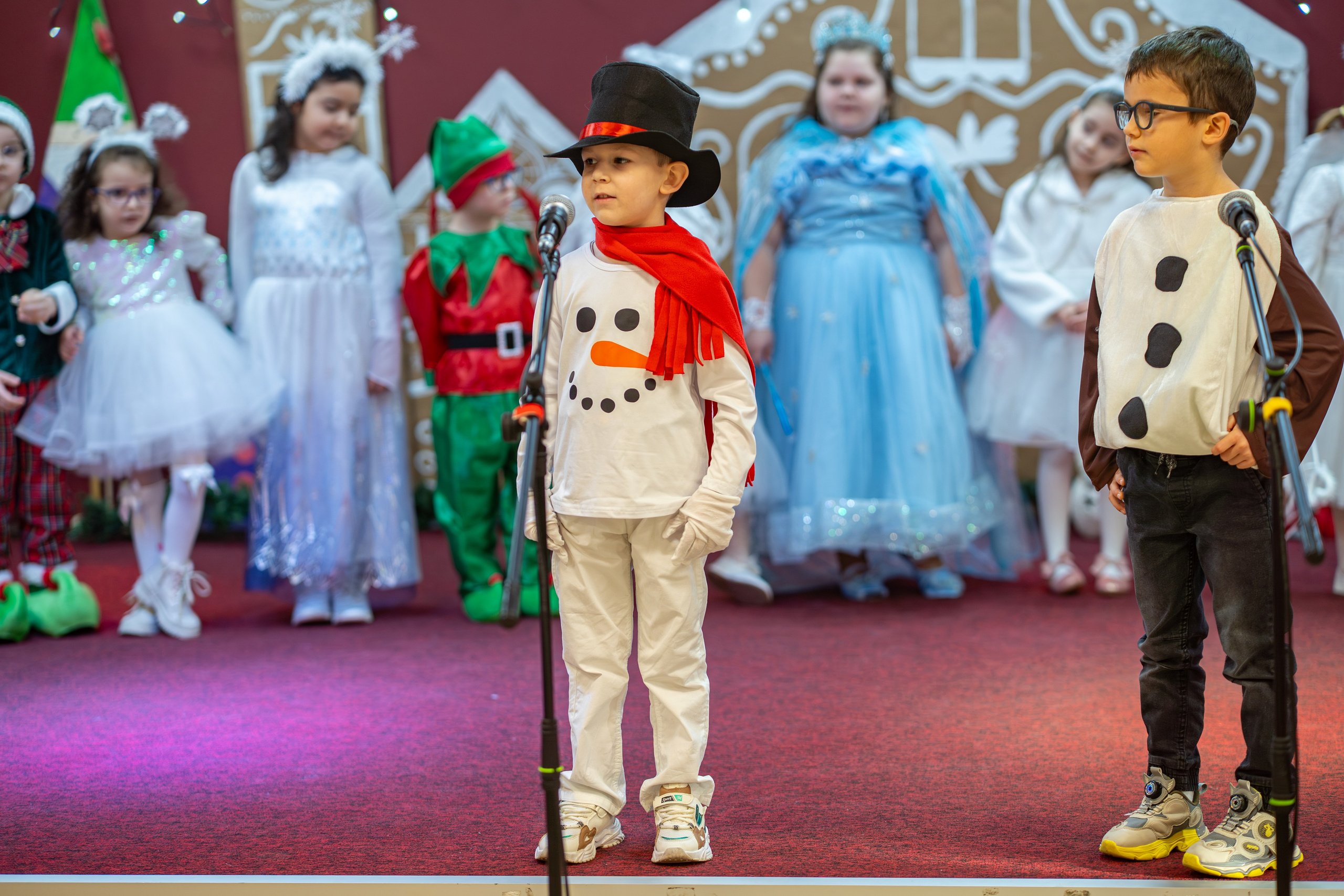 Grupa Buburuzelor Gradinita 37. Adelinne — fotograf profesionist în Constanța pentru familii, bebeluși și evenimente