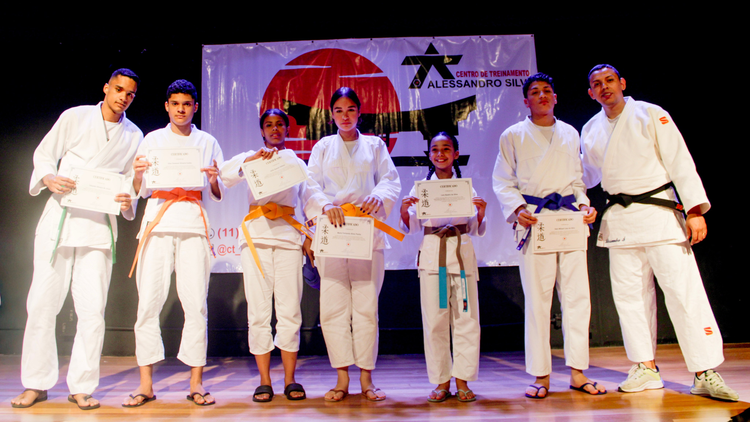 Troca de Faixa — CT Alessandro Silva. Valkyestudio