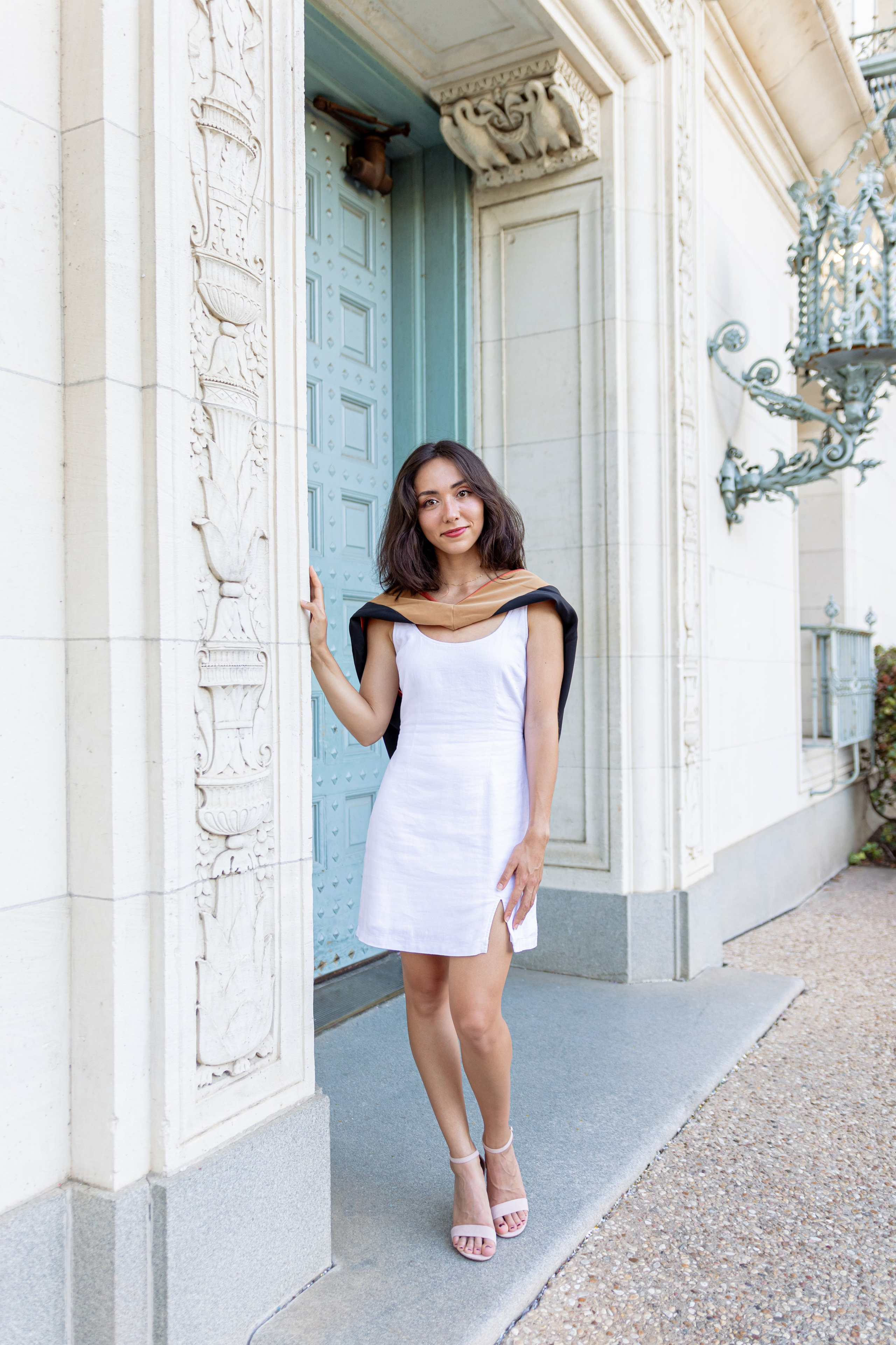 Saskia’s senior photoshoot at the University of Texas Austin