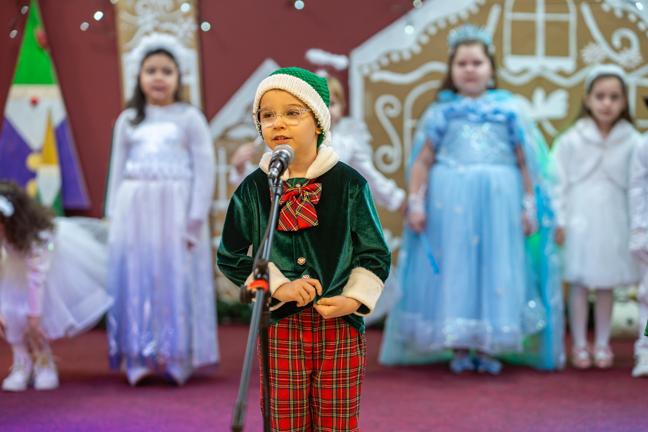 Grupa Buburuzelor Gradinita 37. Adelinne — fotograf profesionist în Constanța pentru familii, bebeluși și evenimente