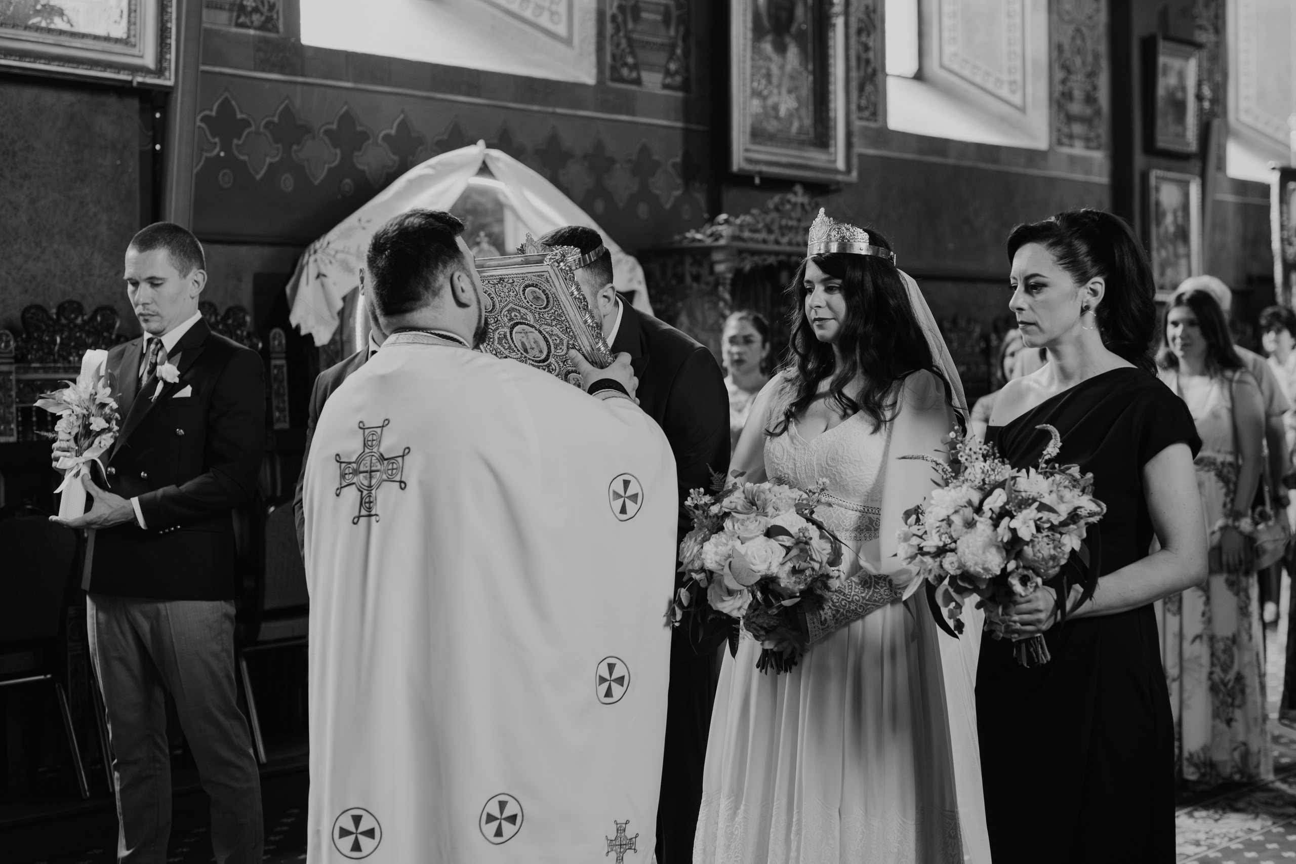 Flori & Cosmin. Main