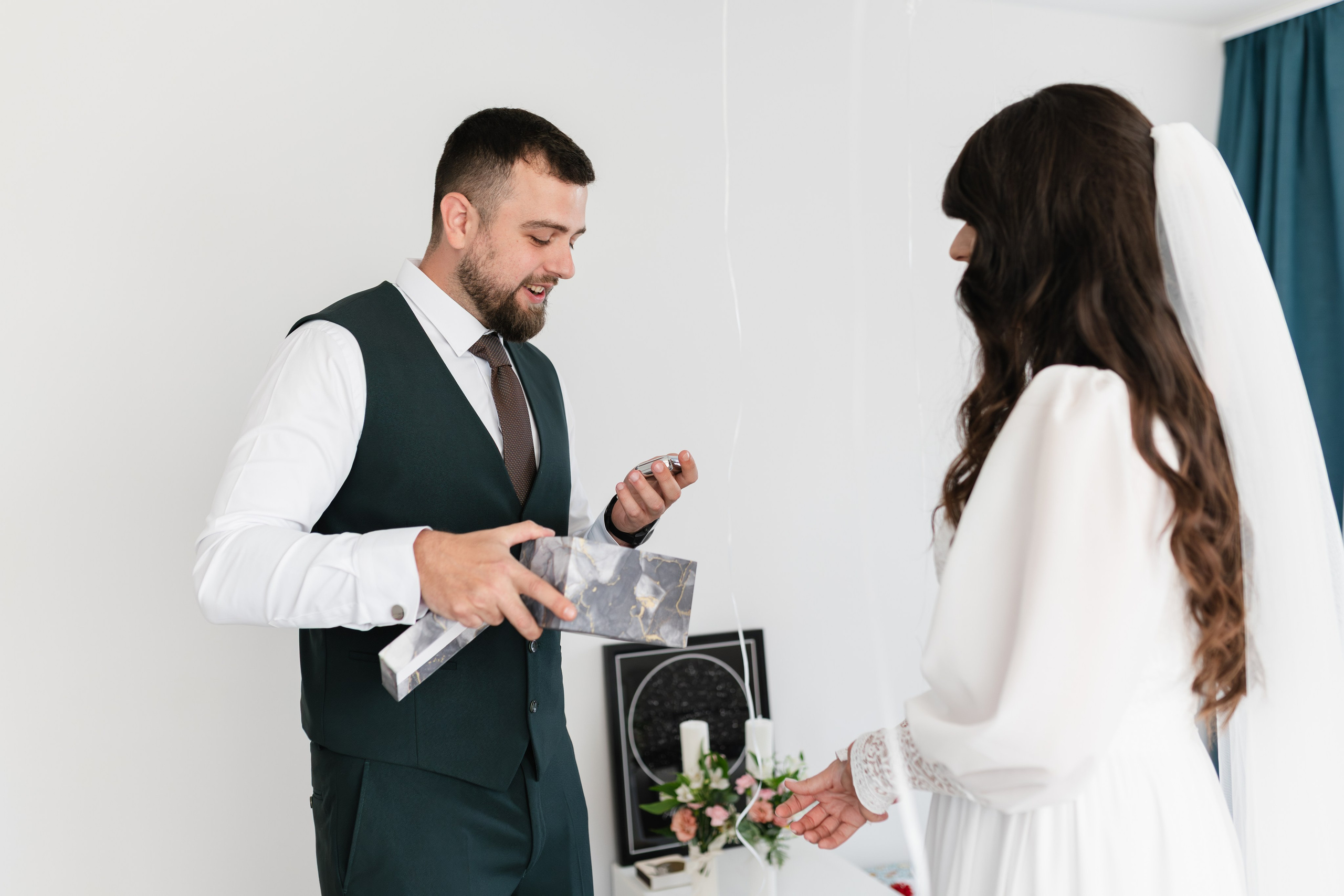 Flori & Cosmin. Main