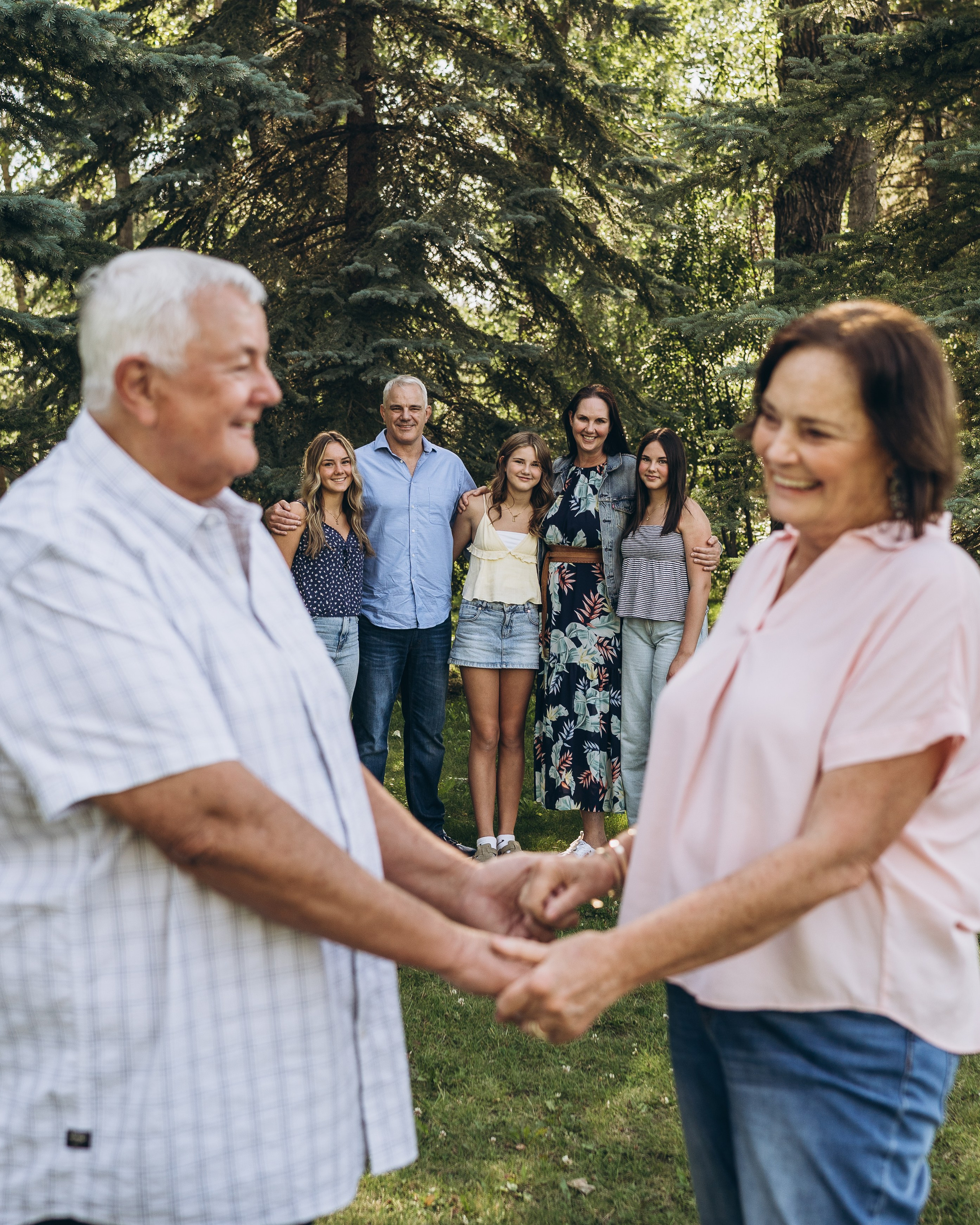 Lynn & fam. Calgary Wedding & Lifestyle Photographer — Yevhen Polishchuk