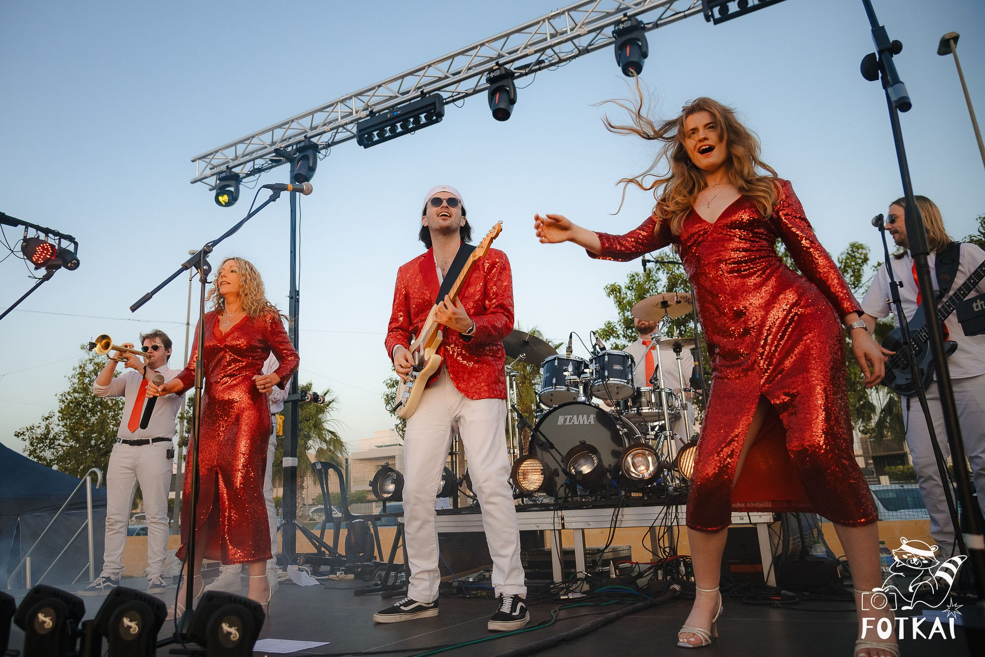 Good Times, tributo a Nile Rodgers & Chic en Benijófar — Fotos del evento 2026 | FOTKAI