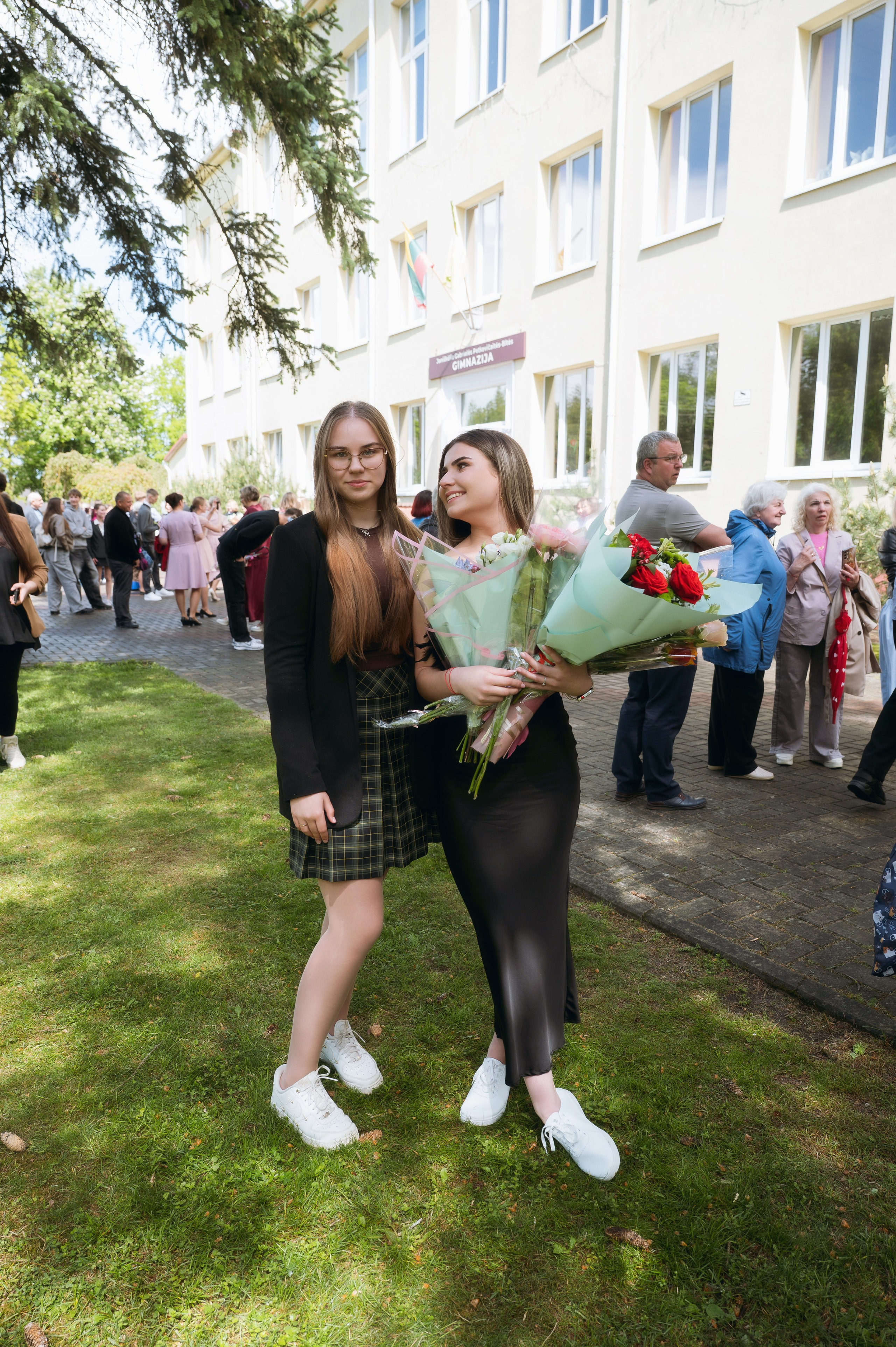 Paskutinis skambutis Joniškėlyje. Vestuvių fotografė Santa Jonuškė | Šiaulių apskritis, Panevėžio apskritis ir visa Lietuva