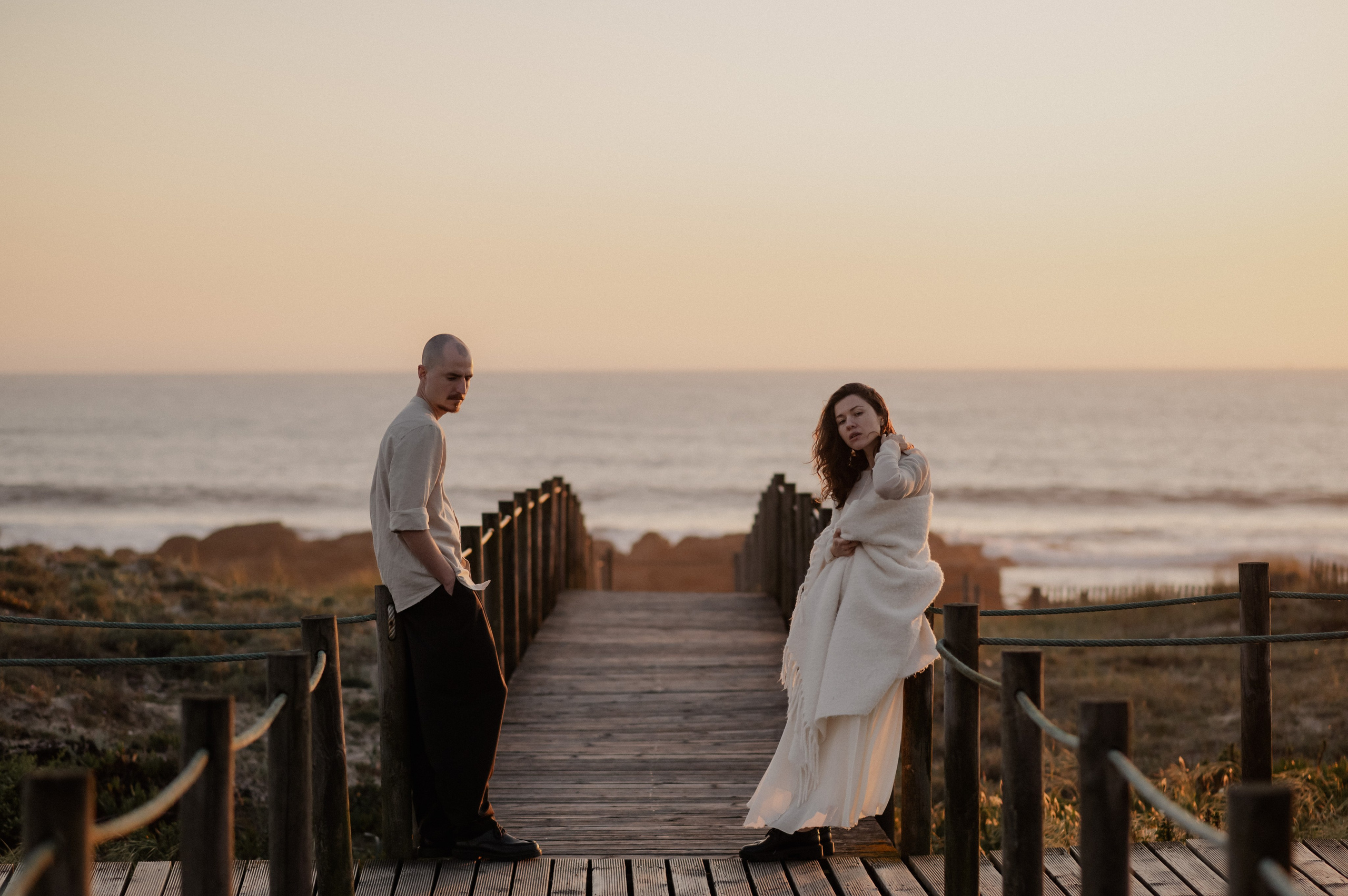 Zuhause im Herzen | Shooting an der Ozeanküste. Fotografin Ansbach - Paare | Hochzeit | After Wedding