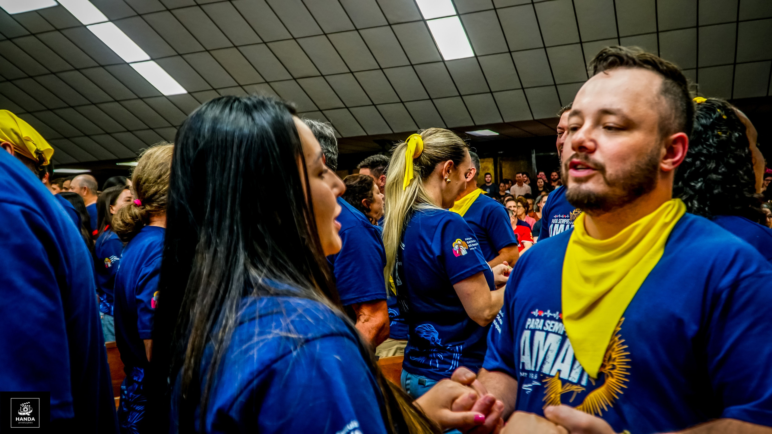 Acampamento Casais. Handa Produções