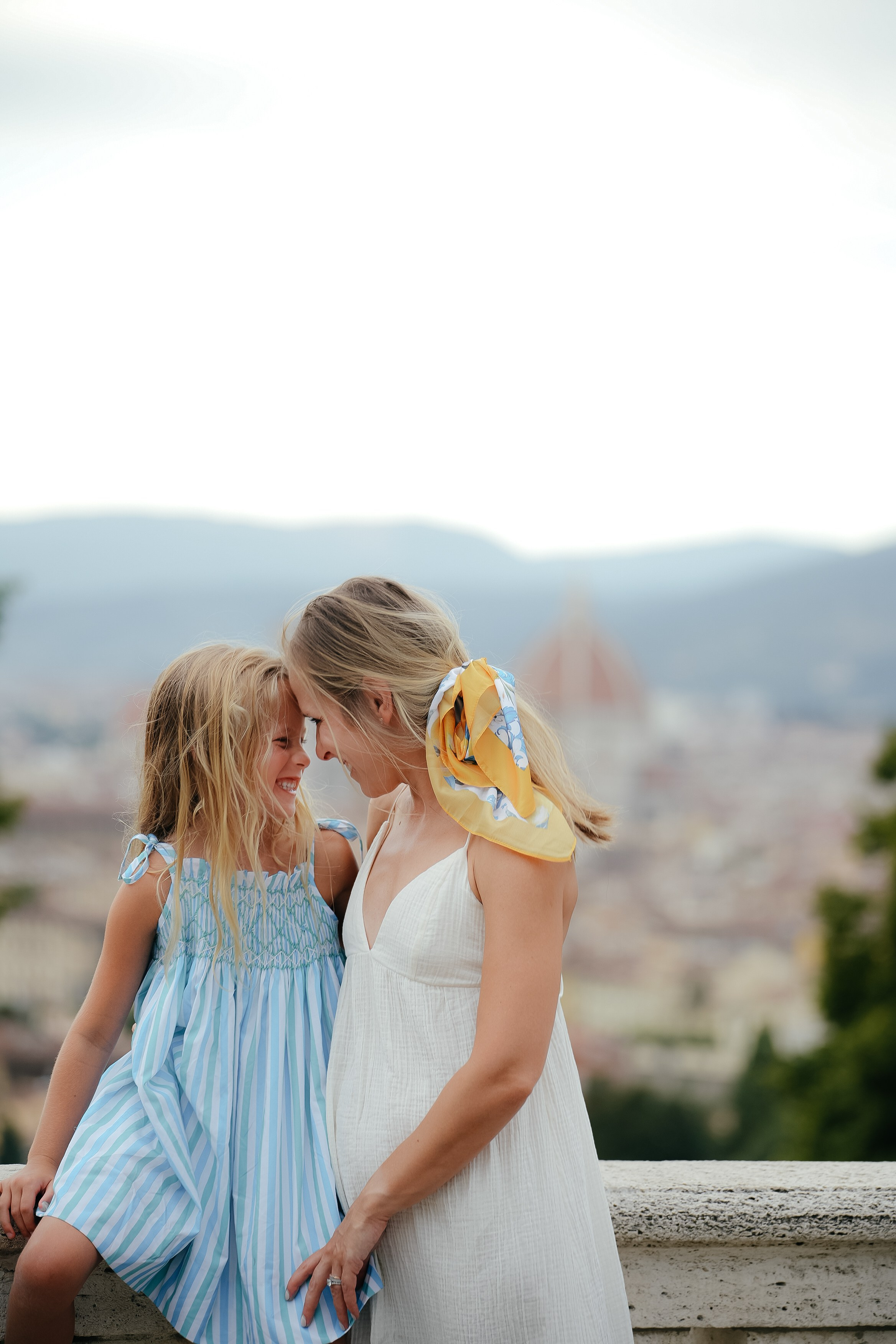 Nicole & Family. Wedding Photographer in Italy