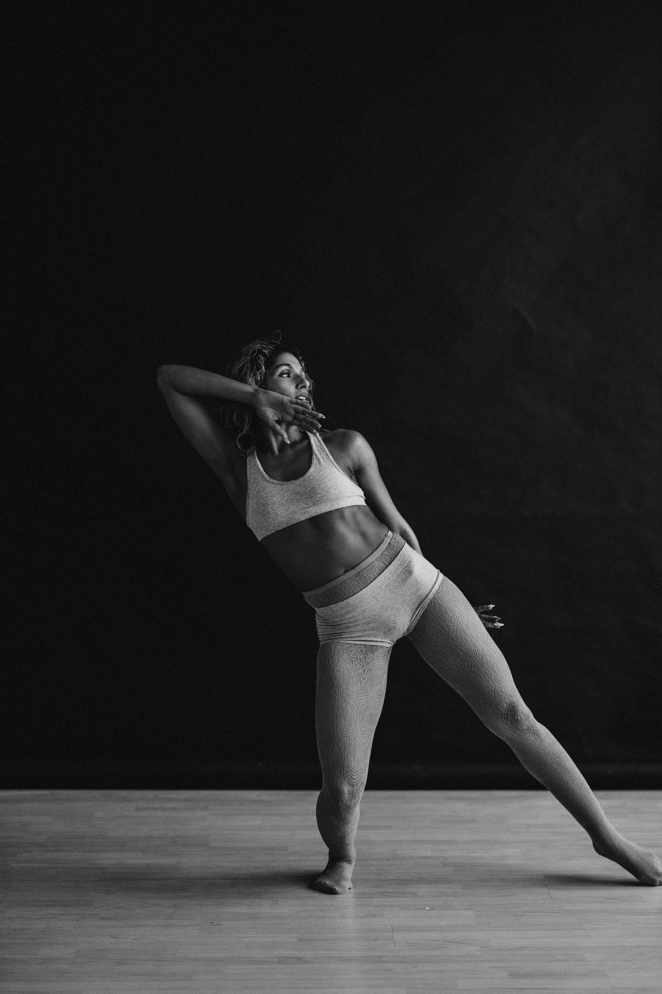 DANCERS. Victoria Olonen – Cinematic Portrait Artist | Helsinki & Europe