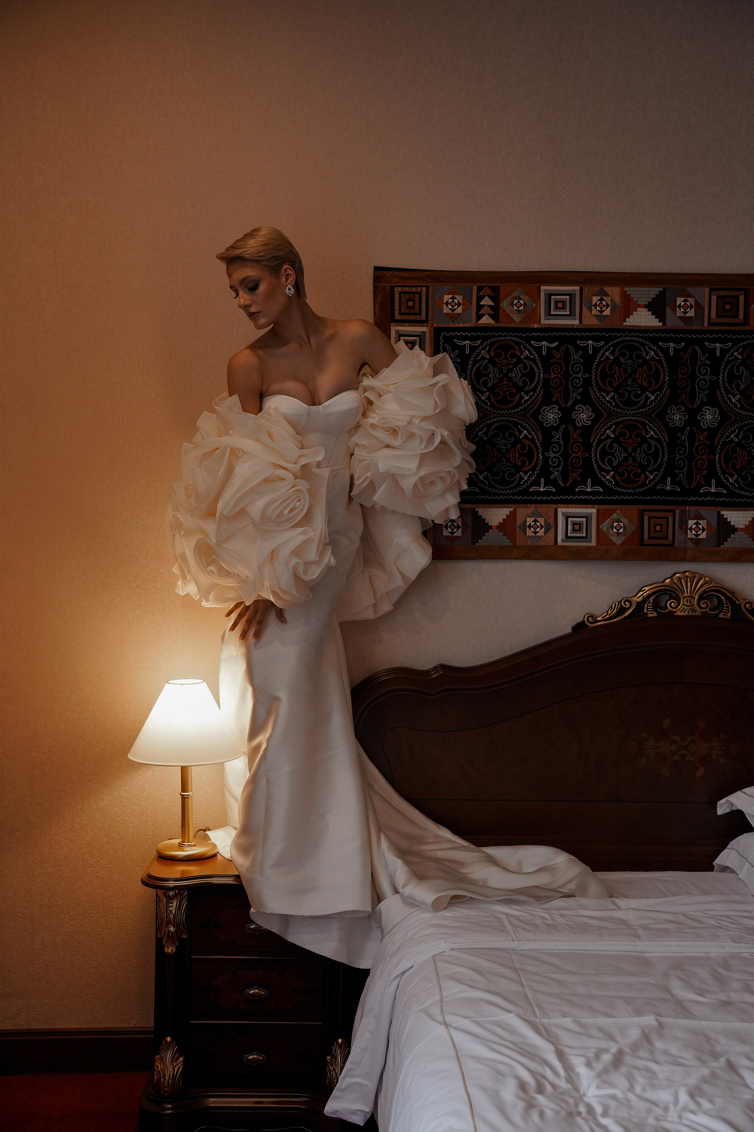 Николь Амир