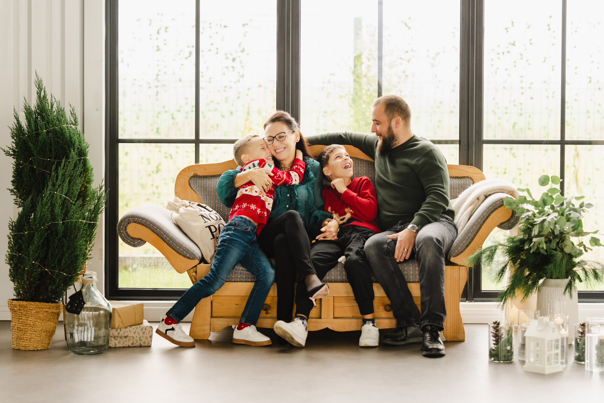 Studio Sunset Barn (Balaceanca). Fotograf evenimente. Fotograf nunta. Fotograf Botez. Mihaela Savu