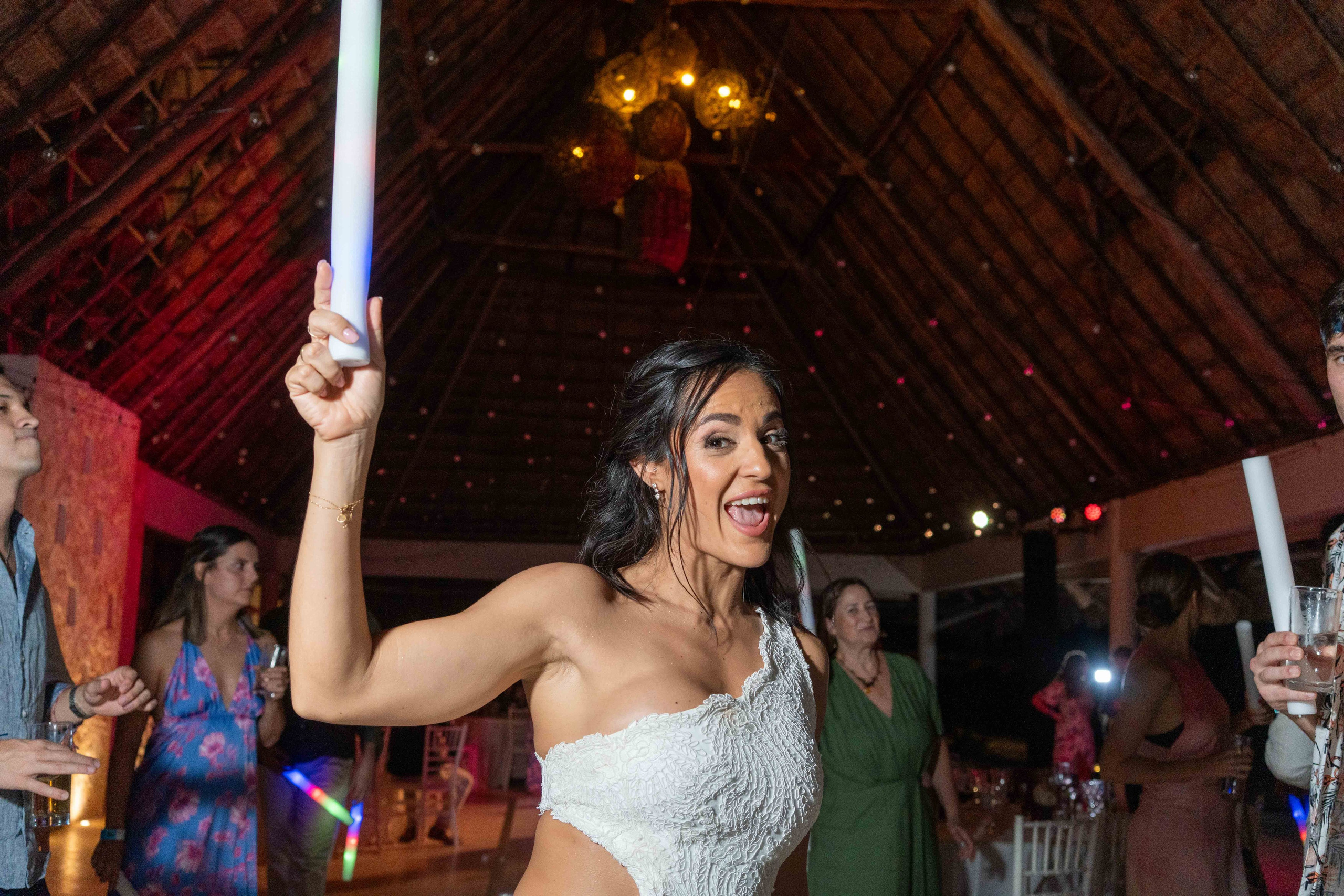 Wedding Photo Cancun. Alfredo Vazquez Wedding Films & Photography | Mexico & Destination Weddings