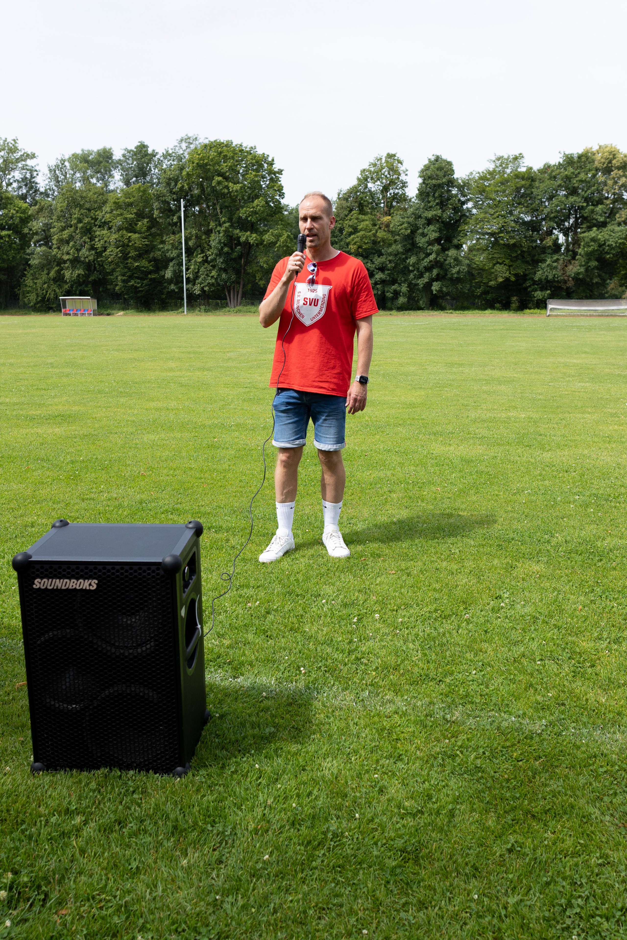 Fußball Meisterschaft. Photographer in Munich