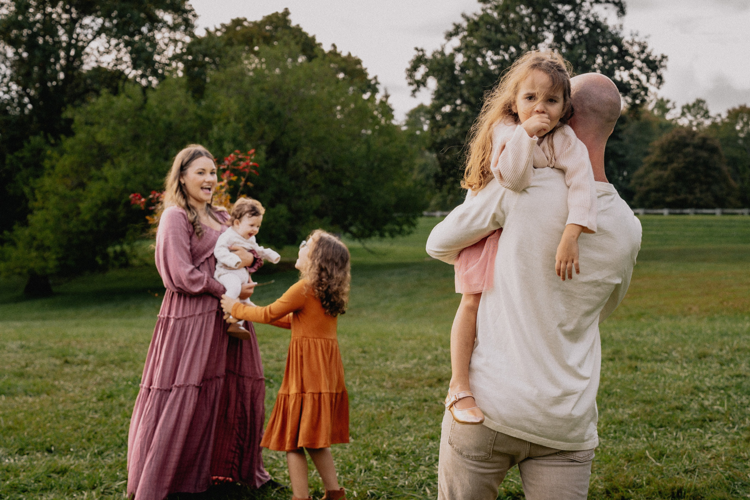 Outdoor Family Photography – Natural & Relaxed Portraits. Alisa Tant — Family and newborn photographer Bucks County, Montgomery county, Philadelphia, NJ