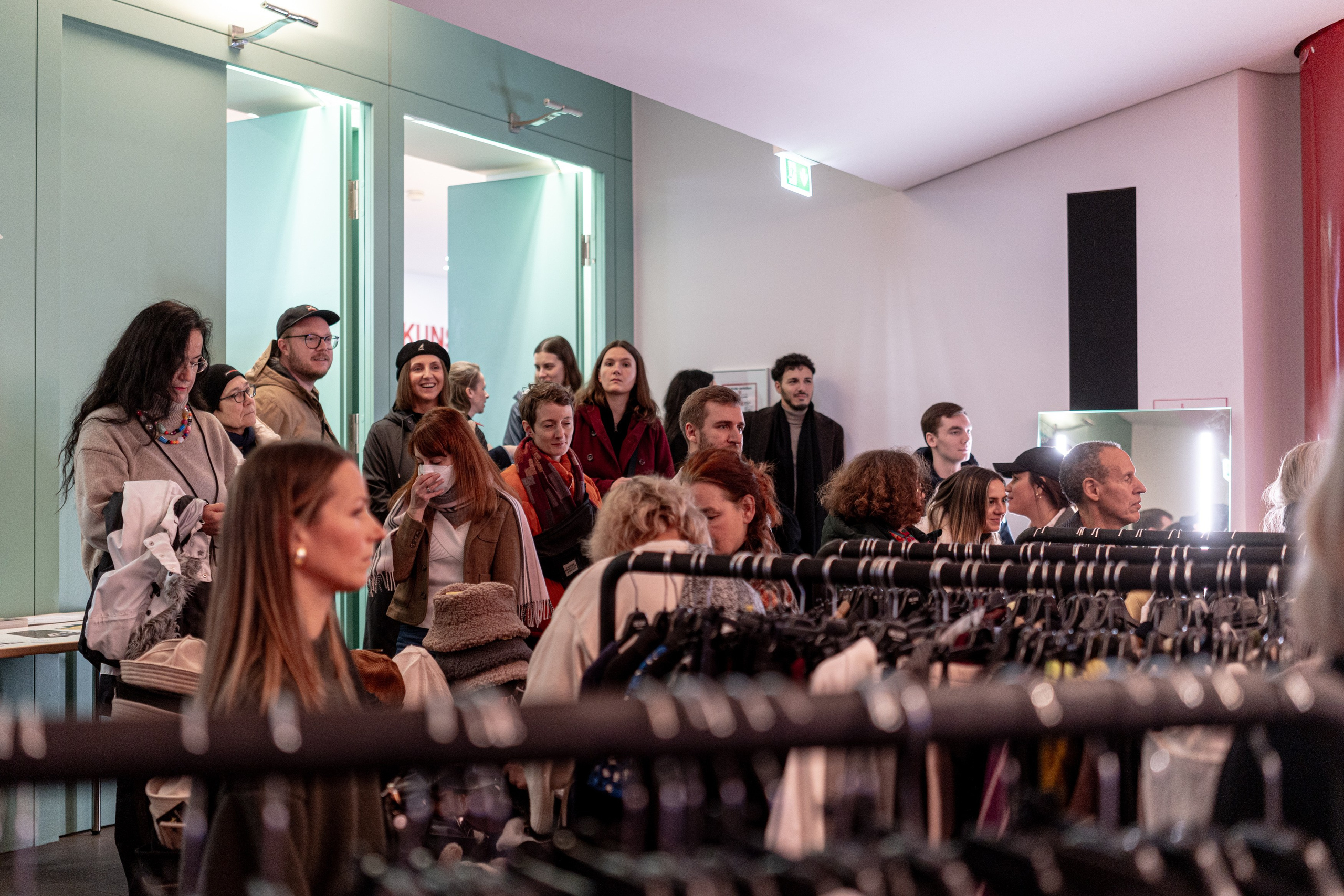 POP UP STORE DÜSSELDORF. Lms-mode.com