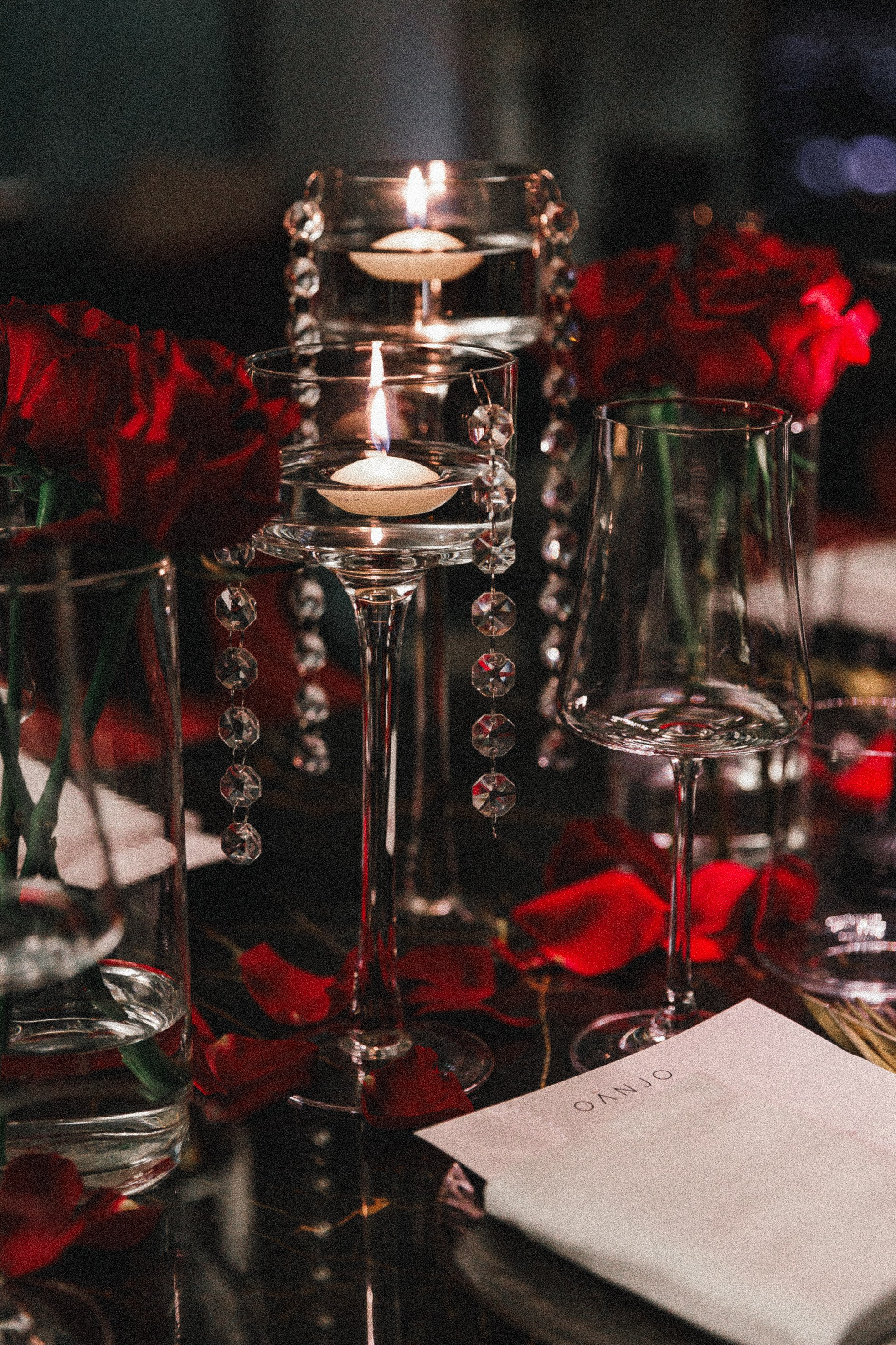 Restraunt proposal P&N. Photographer Anna Curly | Weddings and Events in Dubai