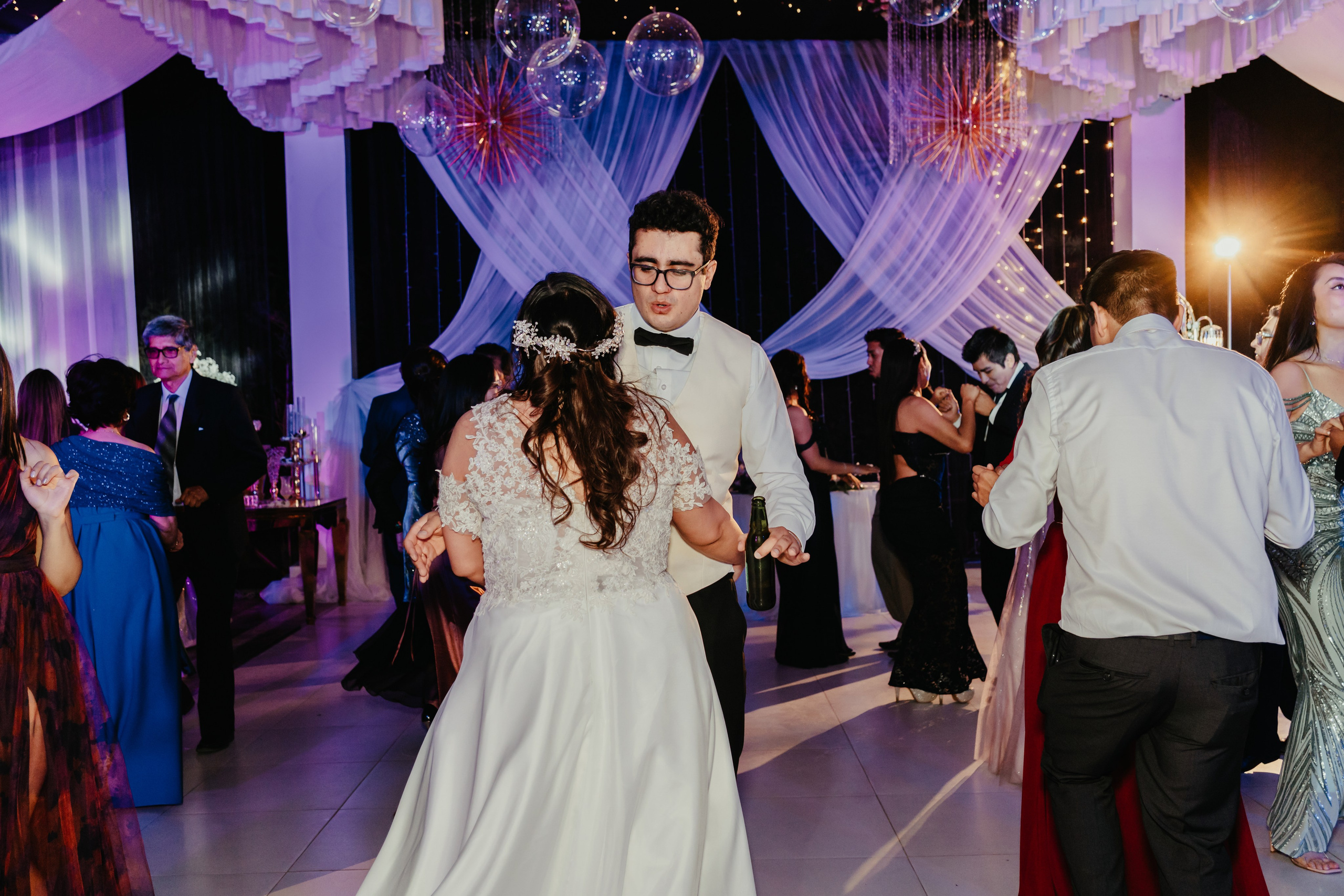 VANIA + LUIS BODA CIVIL. Studio KVTA | Fotografía y Video de Bodas en Arequipa