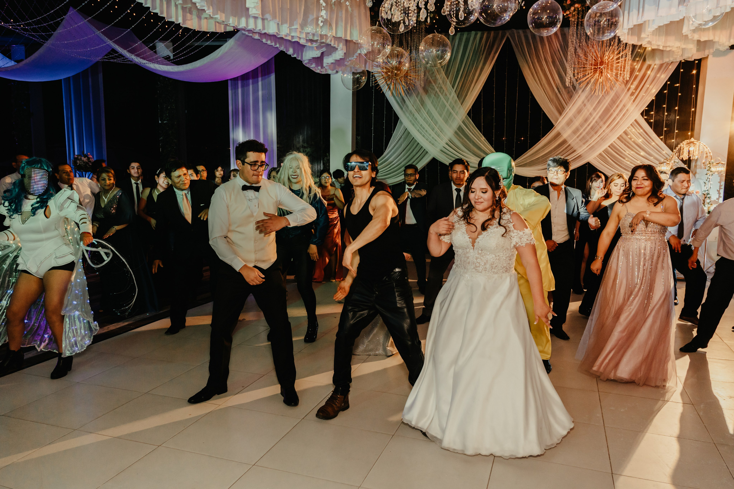 VANIA + LUIS BODA CIVIL. Studio KVTA | Fotografía y Video de Bodas en Arequipa