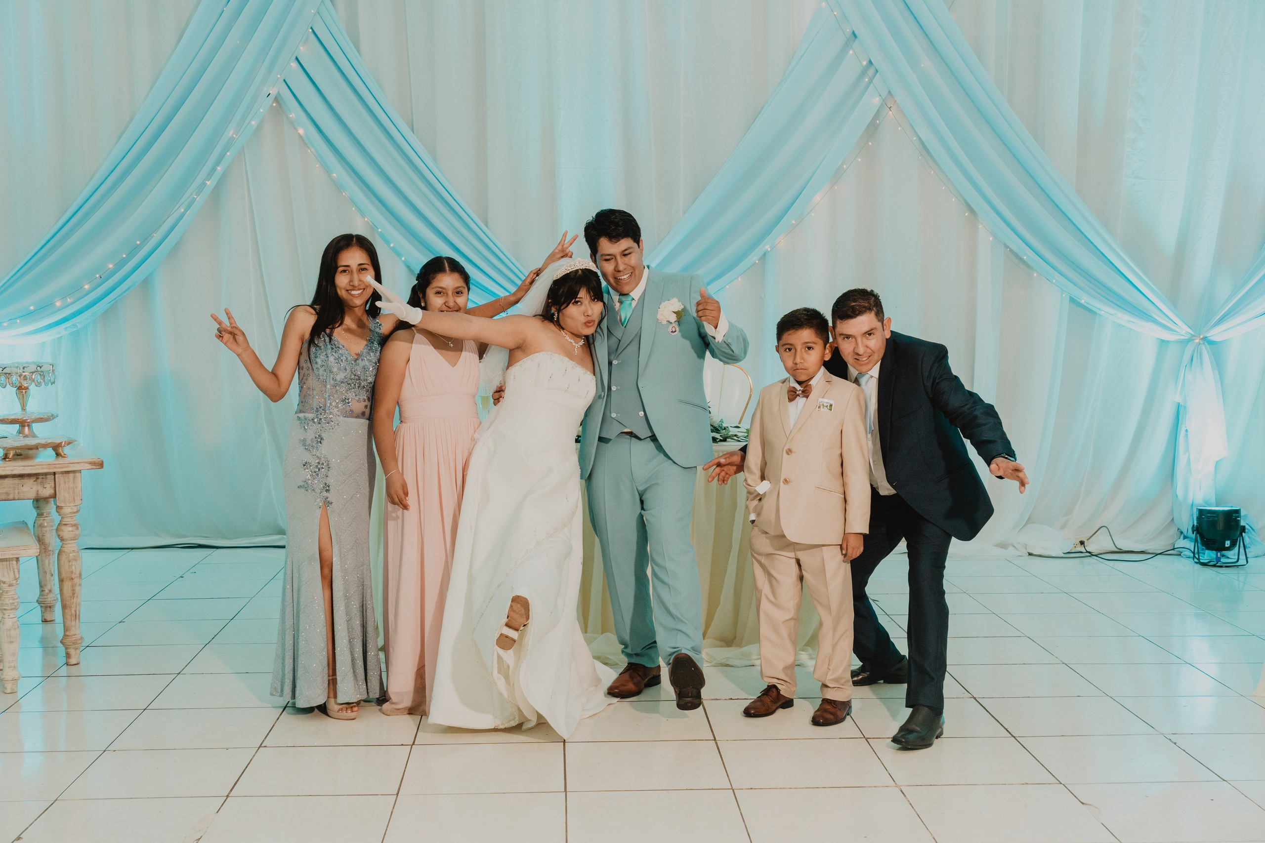 STEISY + EMMANUEL | BODA RELIGIOSA. Studio KVTA | Fotografía y Video de Bodas en Arequipa