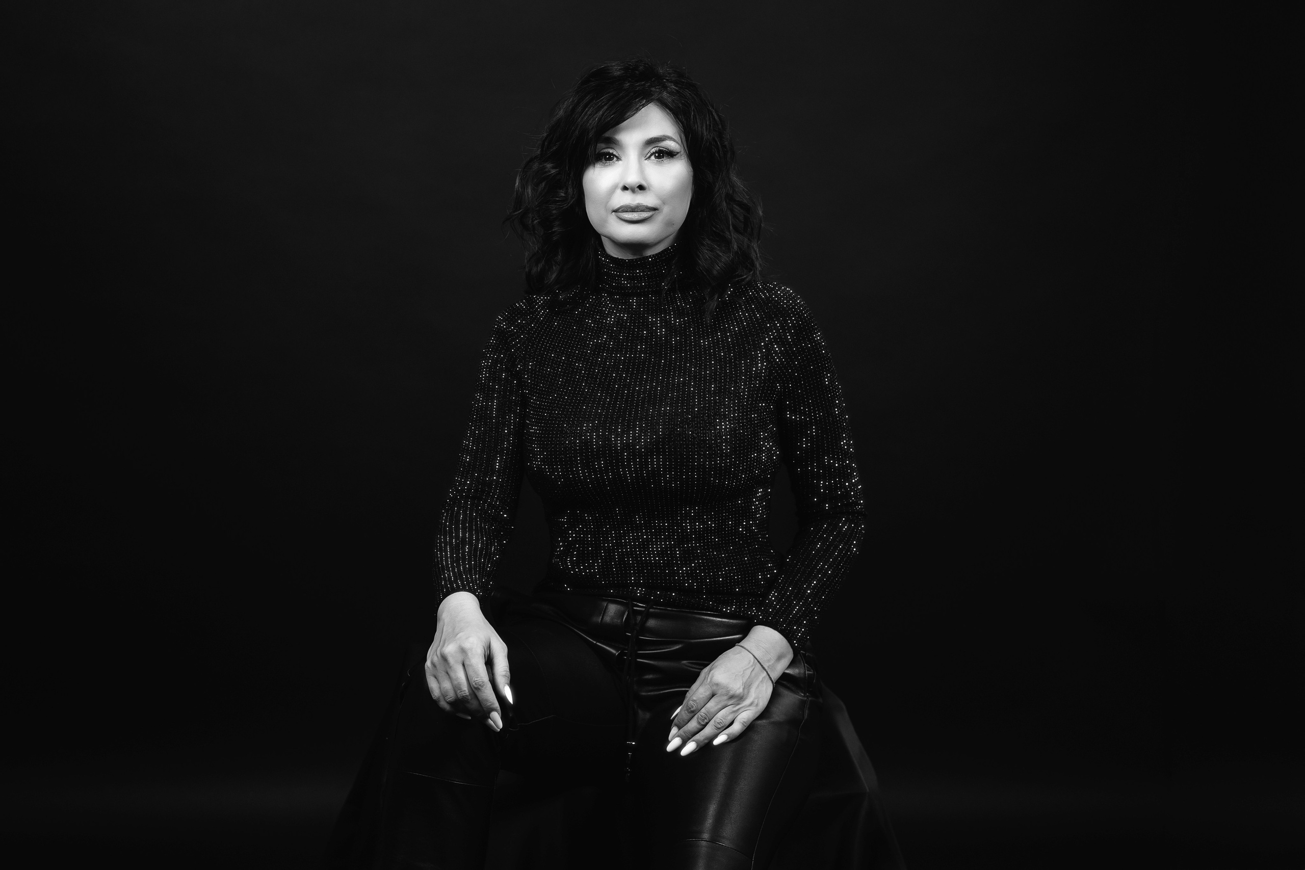 Portrete Constanta - O clipa de sinceritate in faţa camerei. Elena Mascan – Fotograf newborn, maternitate, portret, smash the cake & branding personal | La Femme Studio Photograpy|Constanţa