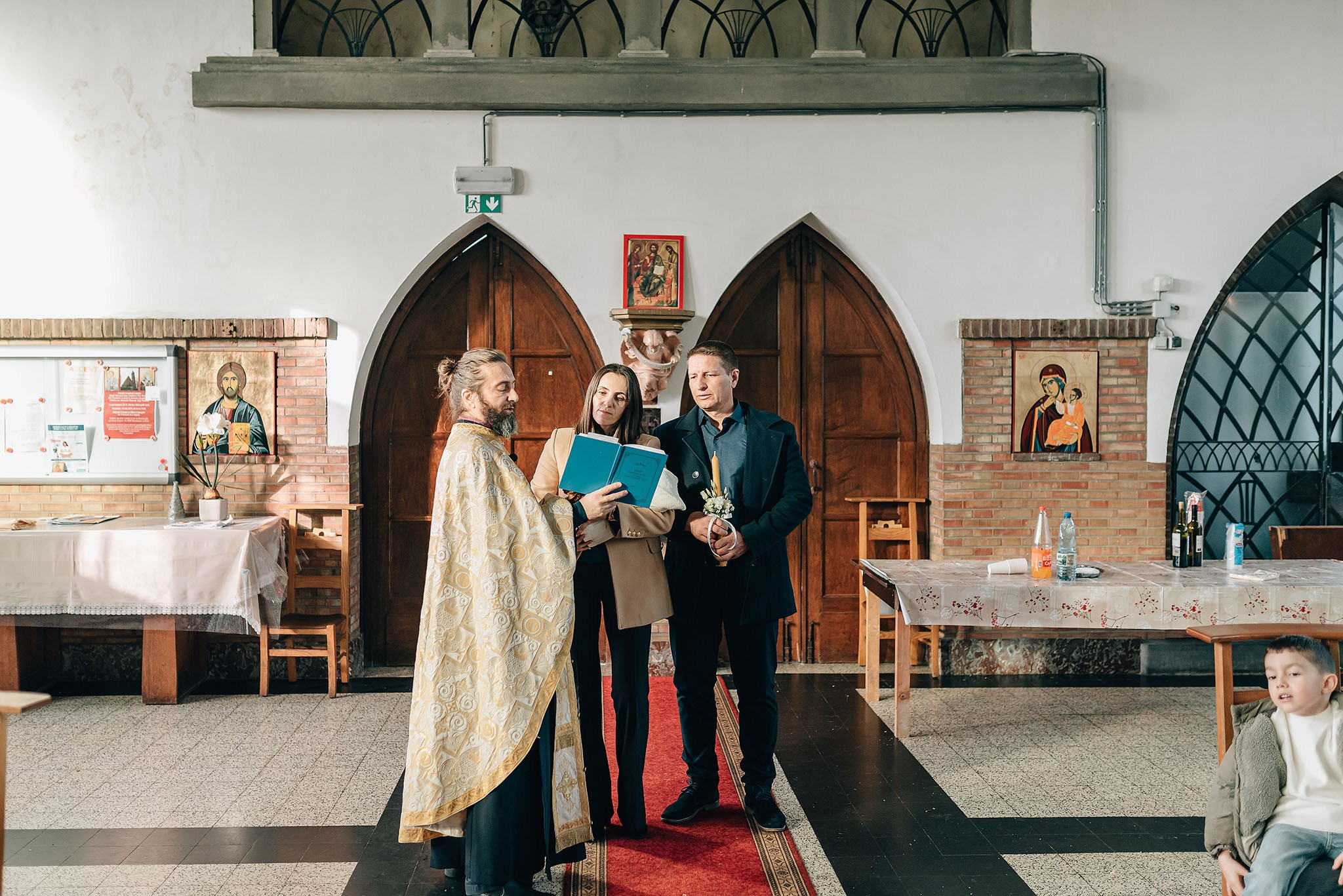 Botezul lui Alexandru — Fotograf botez Belgia | Emanuel Prepelita Essence of Memories. Essence of Memories — Wedding & Event Photographer in Brussels, Belgium