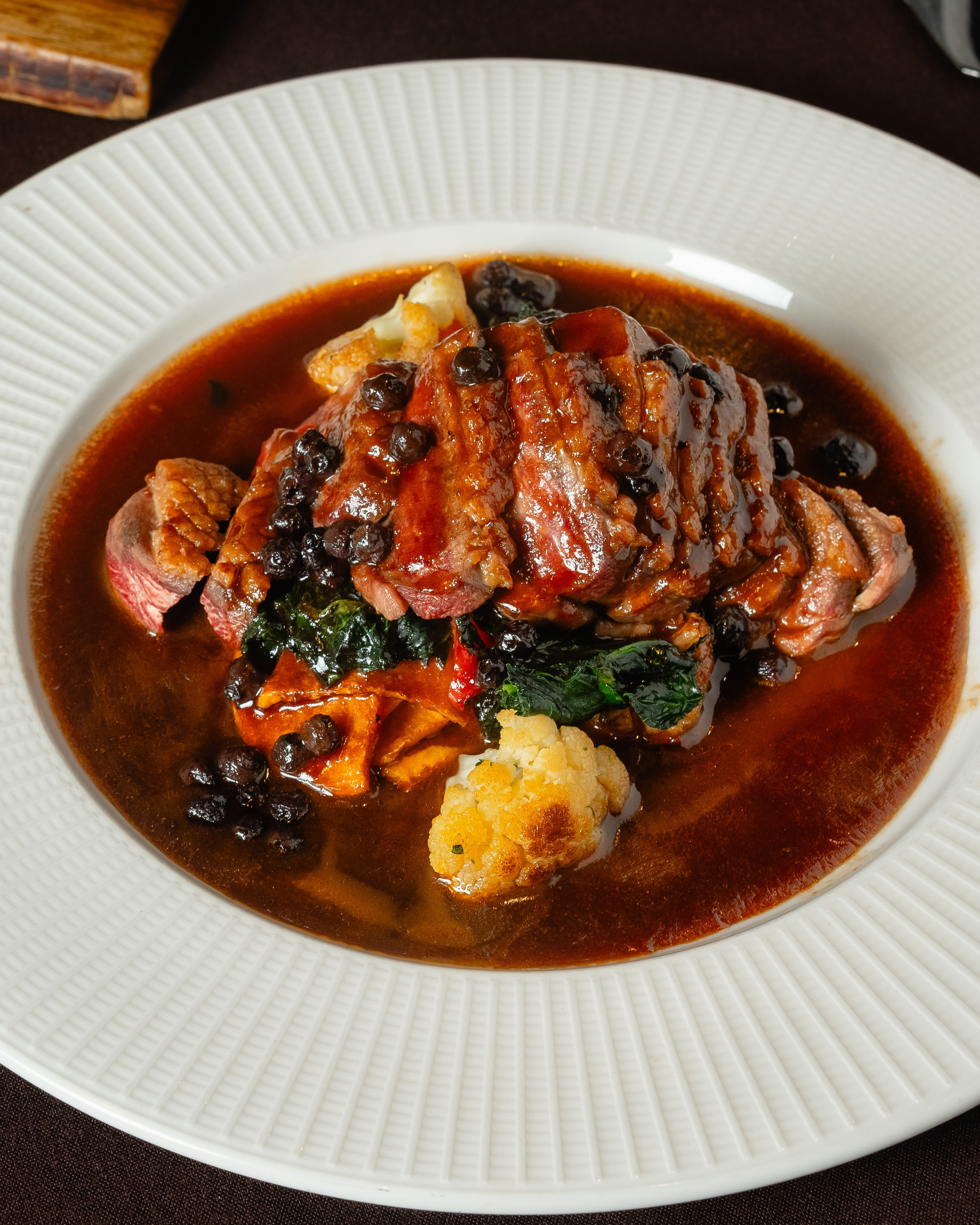 Luna. Welcome to my video and photo world!