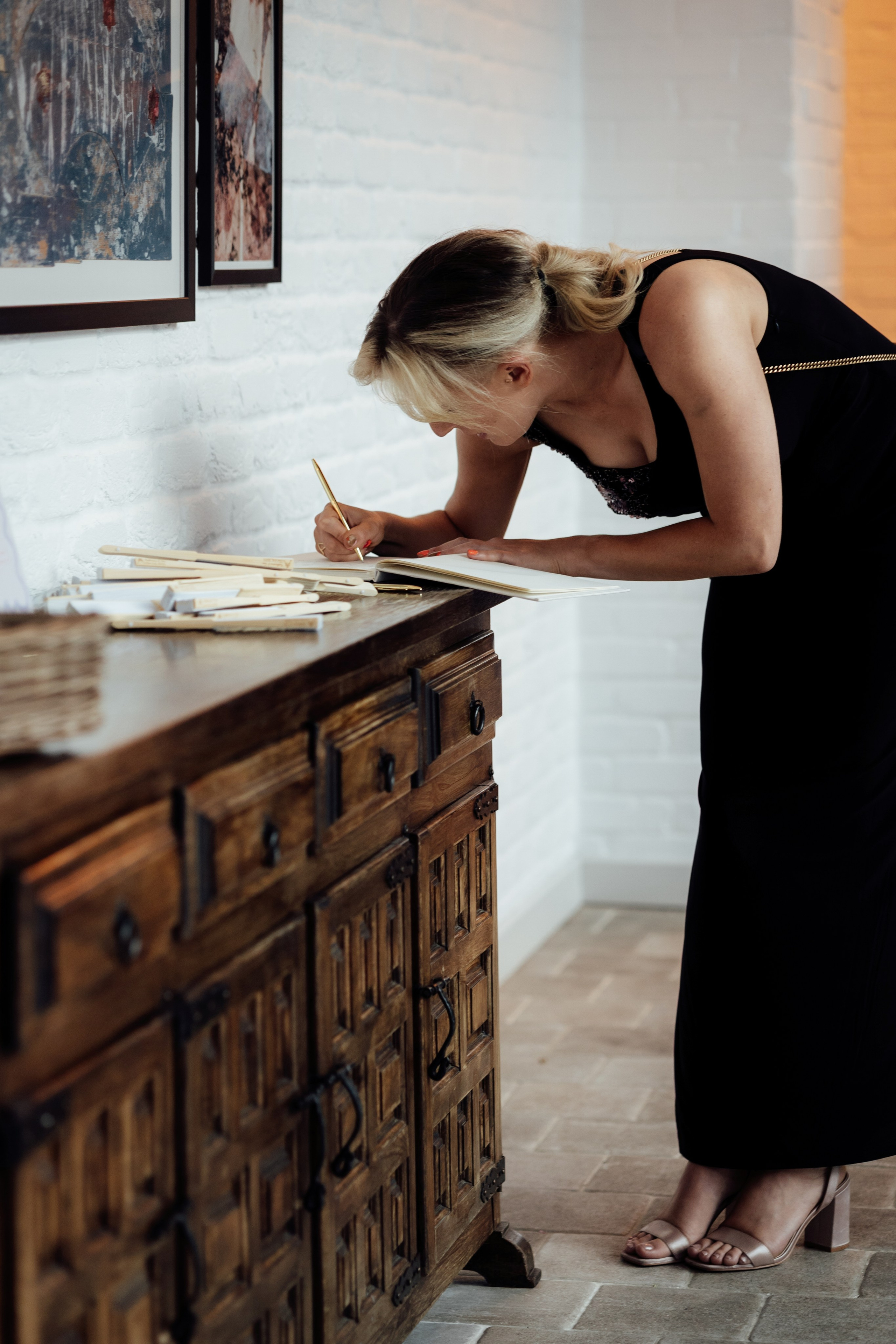 Limekiln, East Sussex, UK. 2025. Timeless Wedding & Event Photography — based London, working across Europe