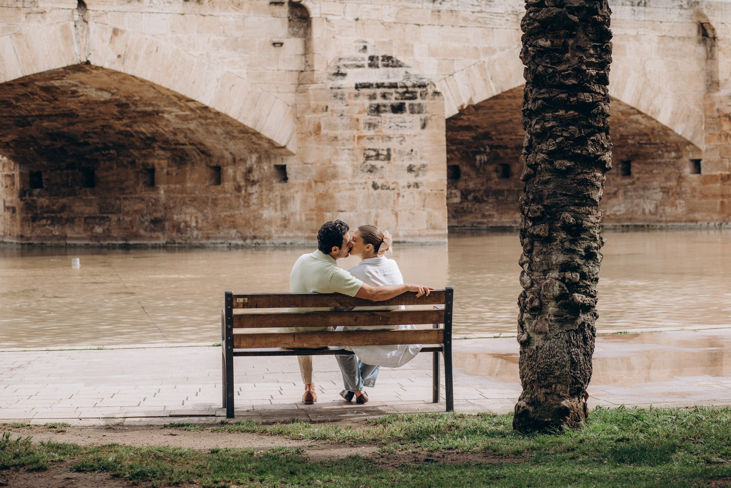 Fotografía de Pareja por Julia Gnatenko | Sesiones Románticas en Valencia, Alicante, Barcelona, España. Julia Gnatenko — Fotógrafa en Valencia, Alicante, Barcelona, España y Europa