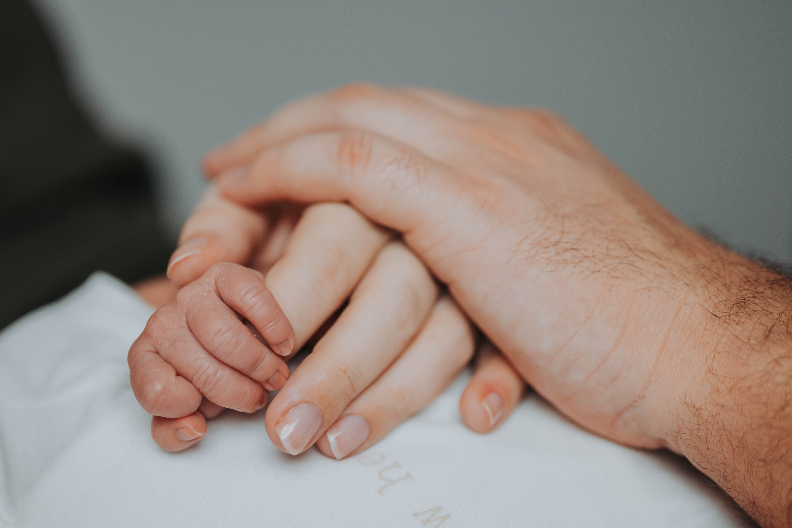 Vuk - fotografisanje bebe kod kuće. Dečiji i porodični fotograf