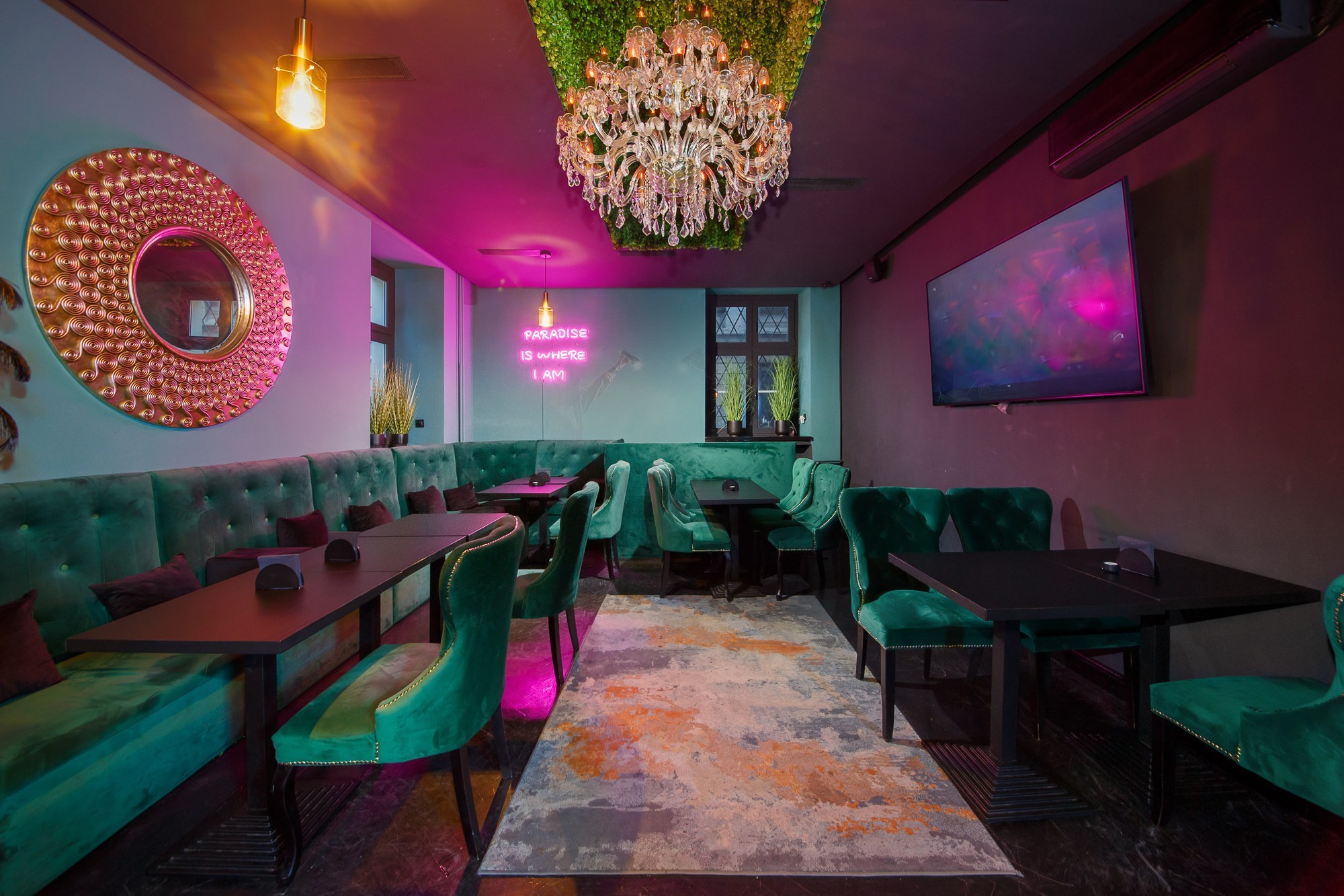 zdjęcie wnętrza restauracji fotografia wnętrz