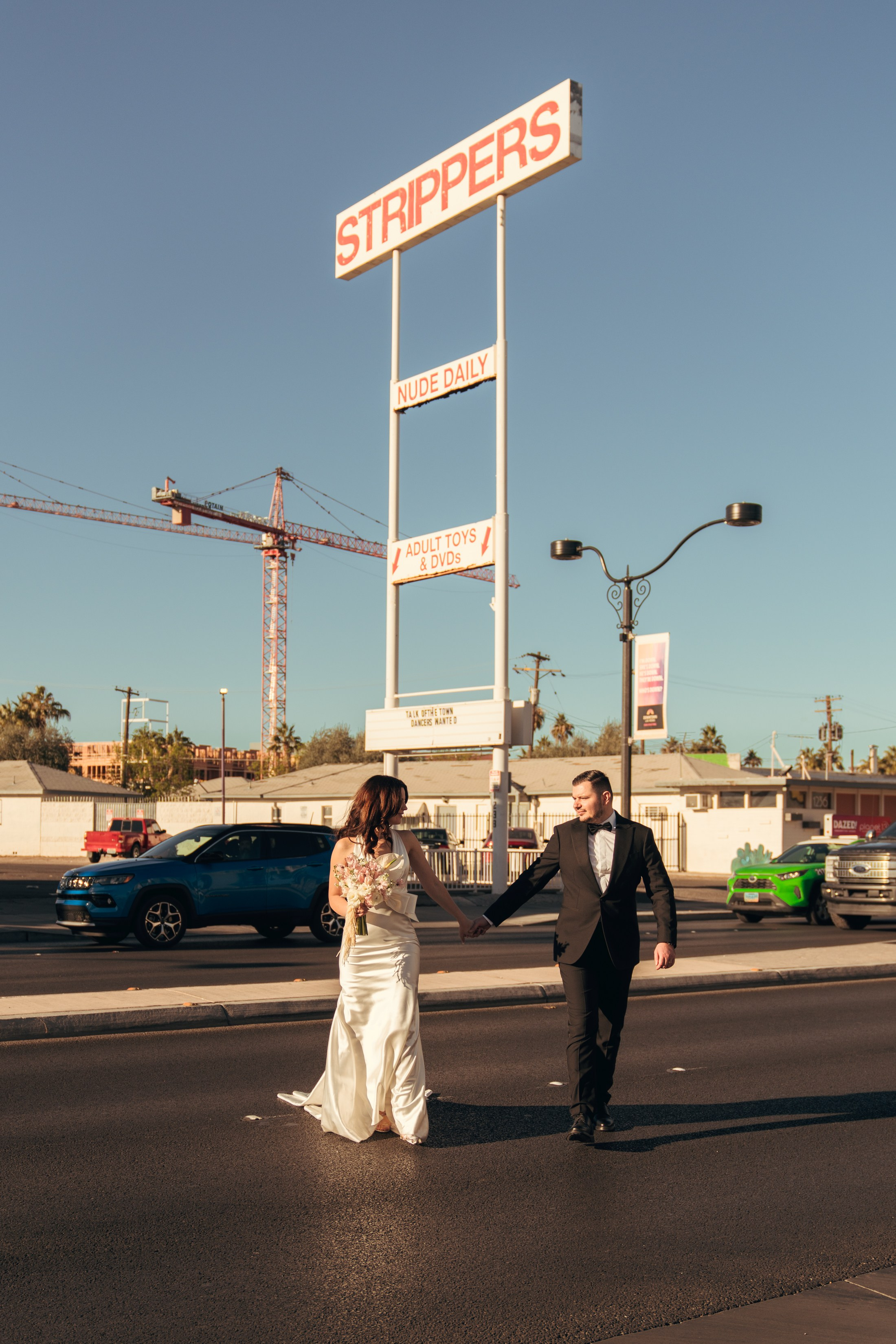 Zenaida&Eros. Wedding & elopement photographer Viktoriya Kravtsov. Las Vegas