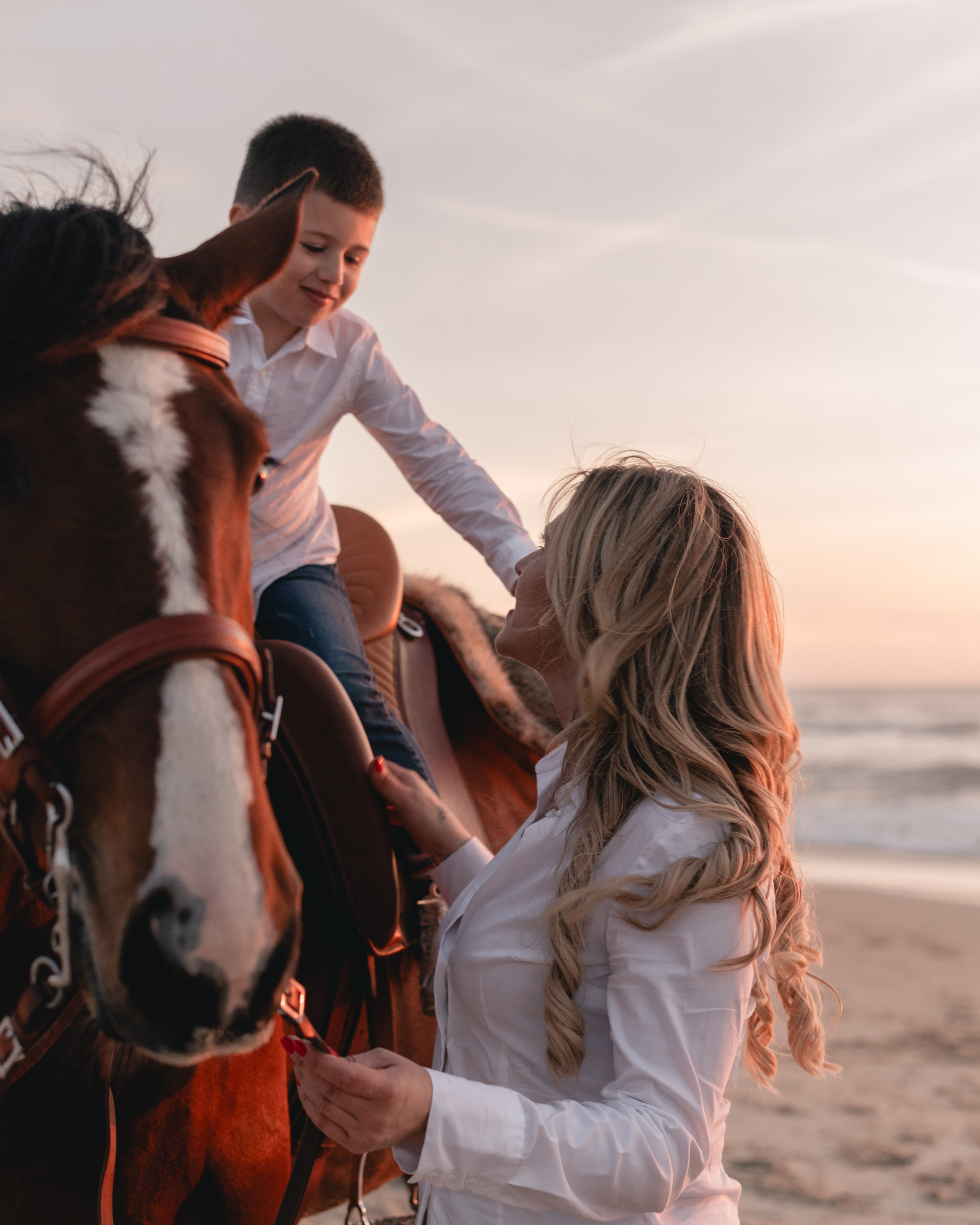 MOTHER’S DAY. Anastasiia Antoniuk portrait, family and couple photographer, Portugal