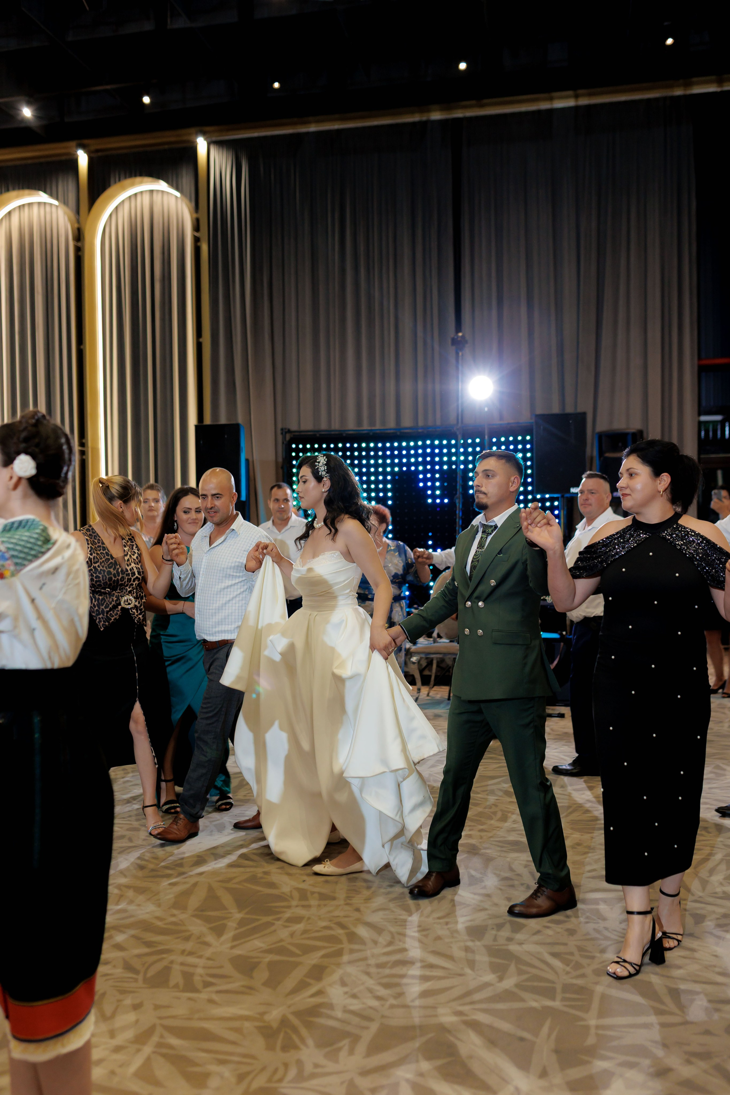 Nunta Nicoleta & Răzvan | Fotografie & Videografie Profesională. Servicii foto-video profesionale, pentru momente de neuitat