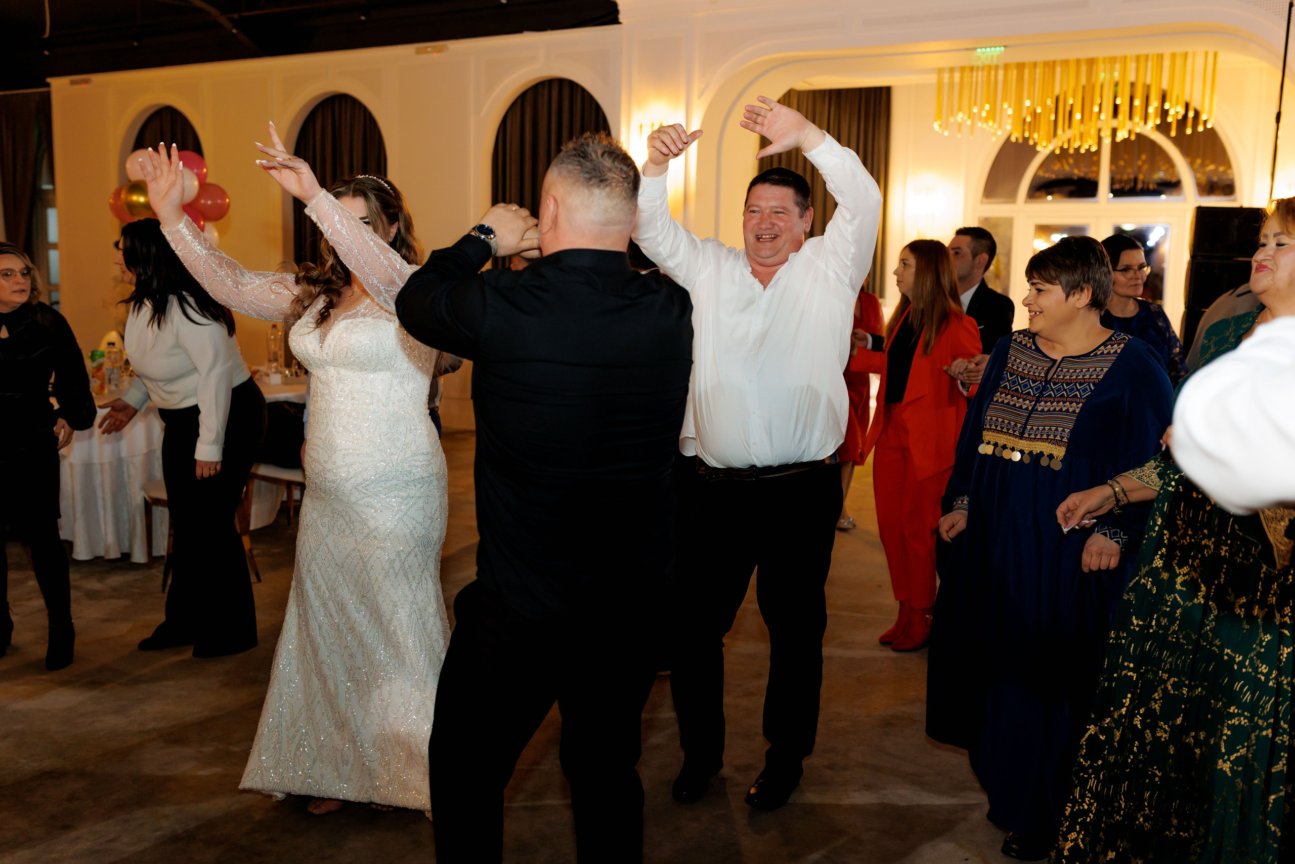 Povestea voastră, regizată de noi |Cristi Turculet Videograf Nuntă Suceava | wedding highlight. Servicii foto-video profesionale, pentru momente de neuitat