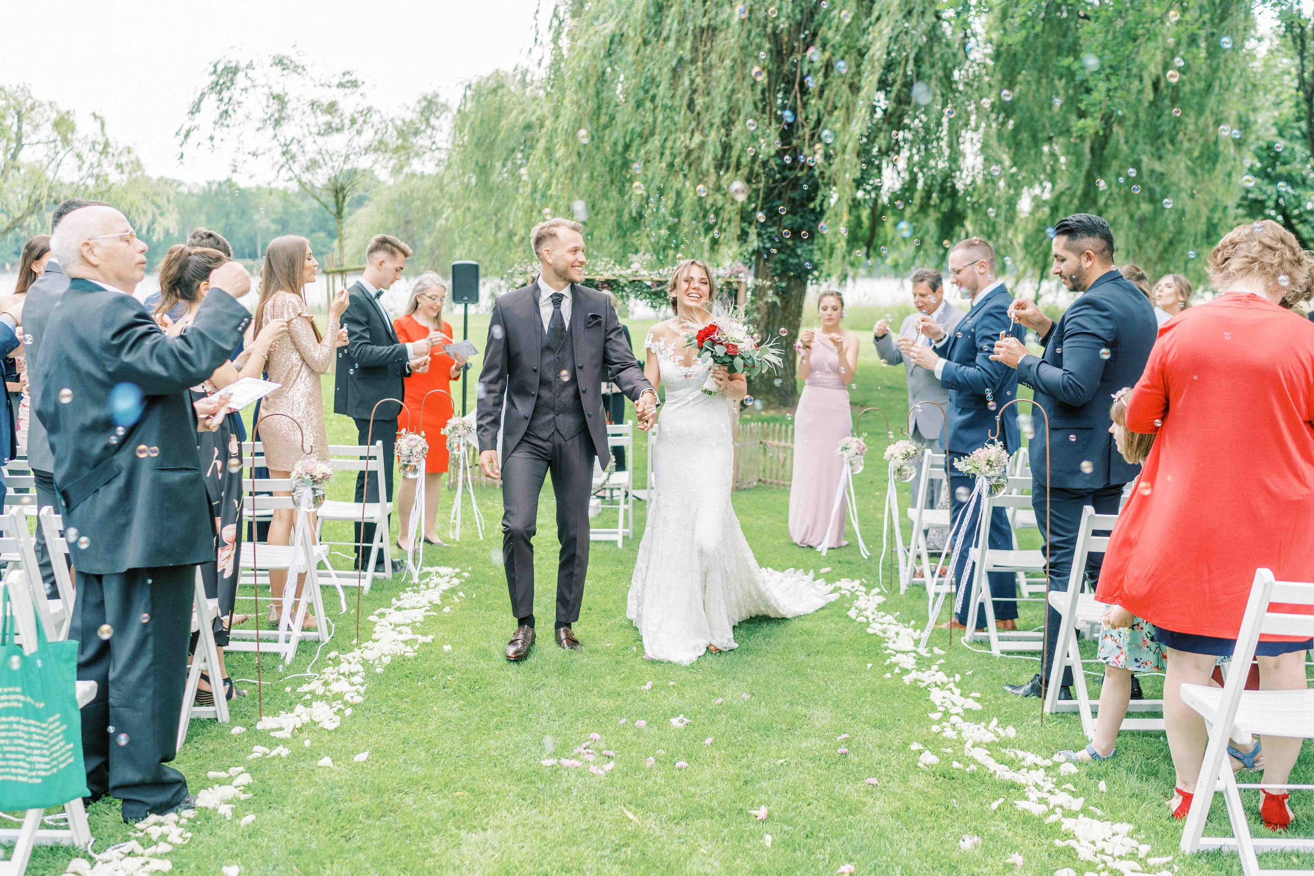 auszug brautpaar freie trauung landhaus am see garbsen