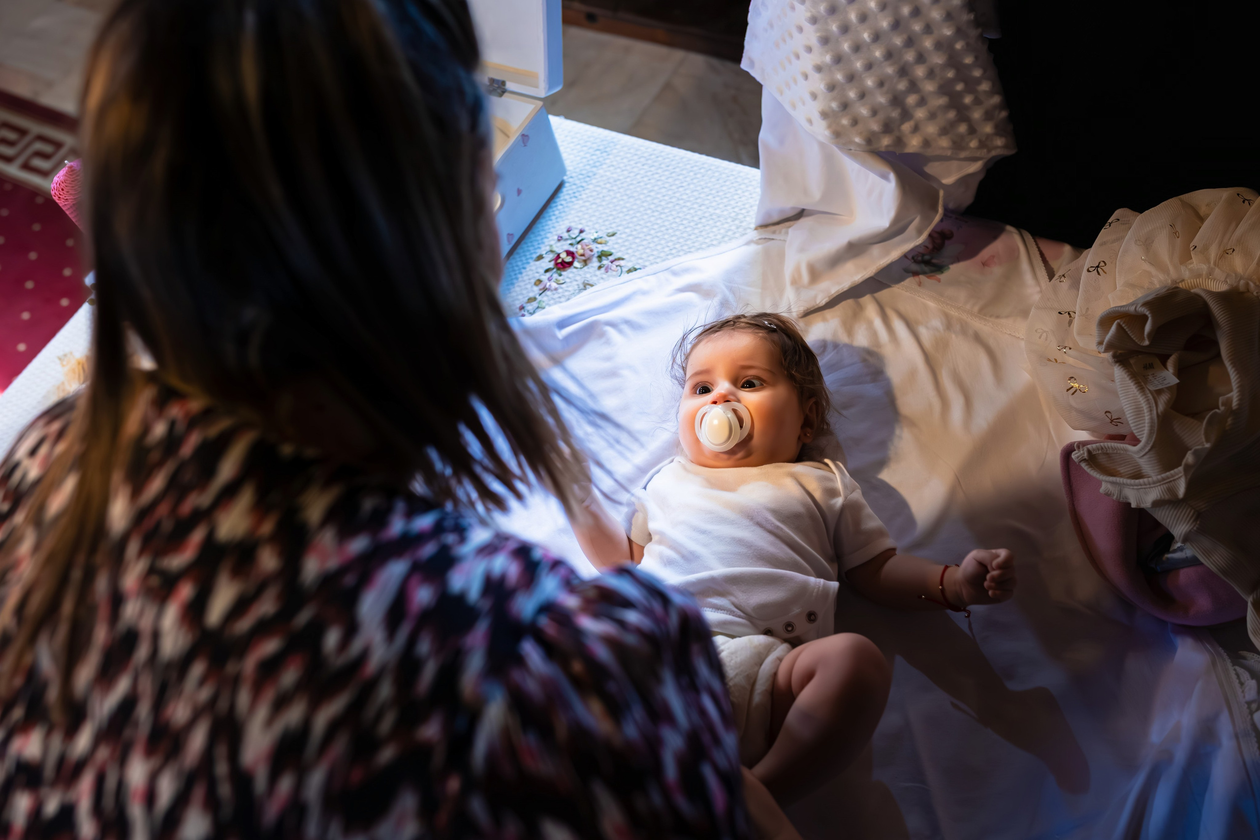 Thea. Ionut Brehuescu — Fotograf