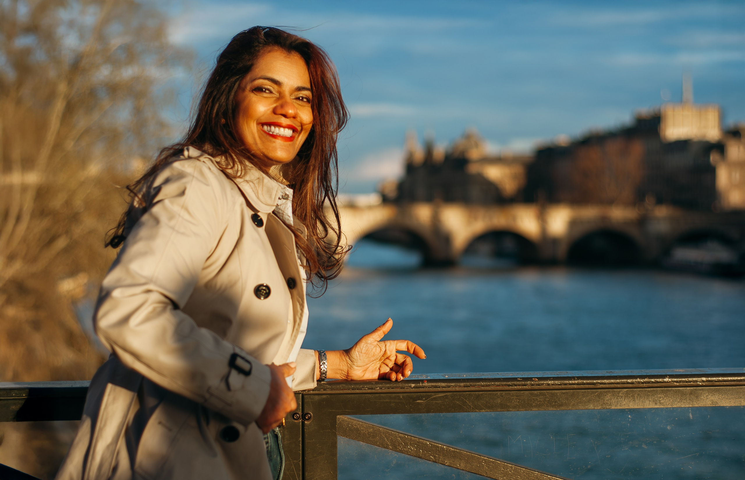 Фотосессия у Лувра. Фотограф в Париже Полина Осипова